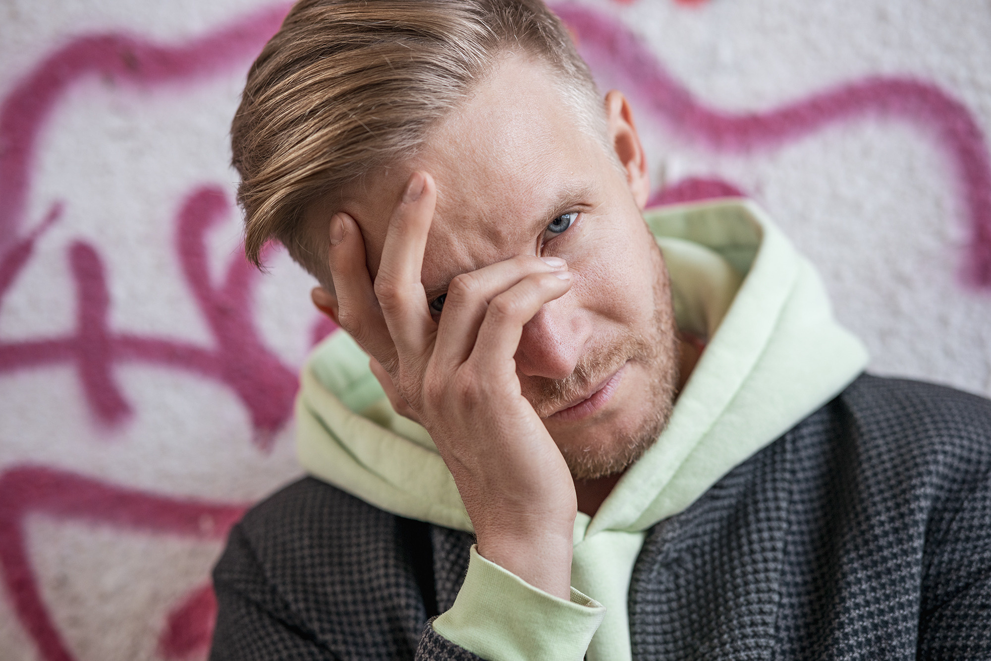 Прогулка по городу Каменск-Уральский, мужской портрет. Фотограф в городе Каменск-Уральский — Метелёв Андрей