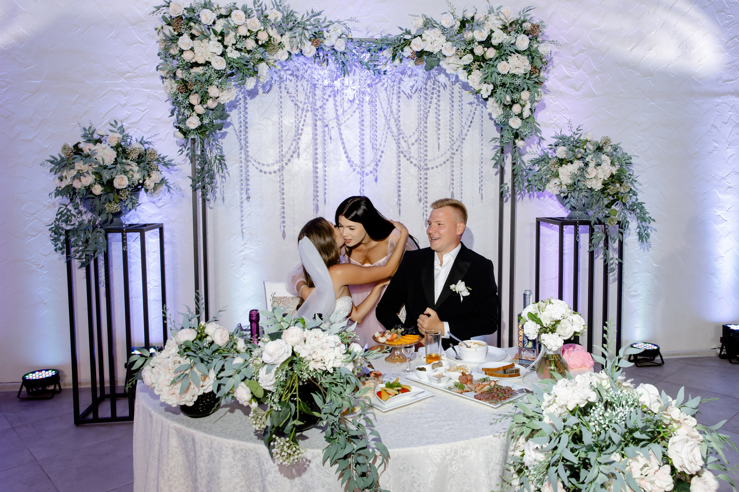 Тимур и Настя. Свадебный фотограф Анна Бабахина