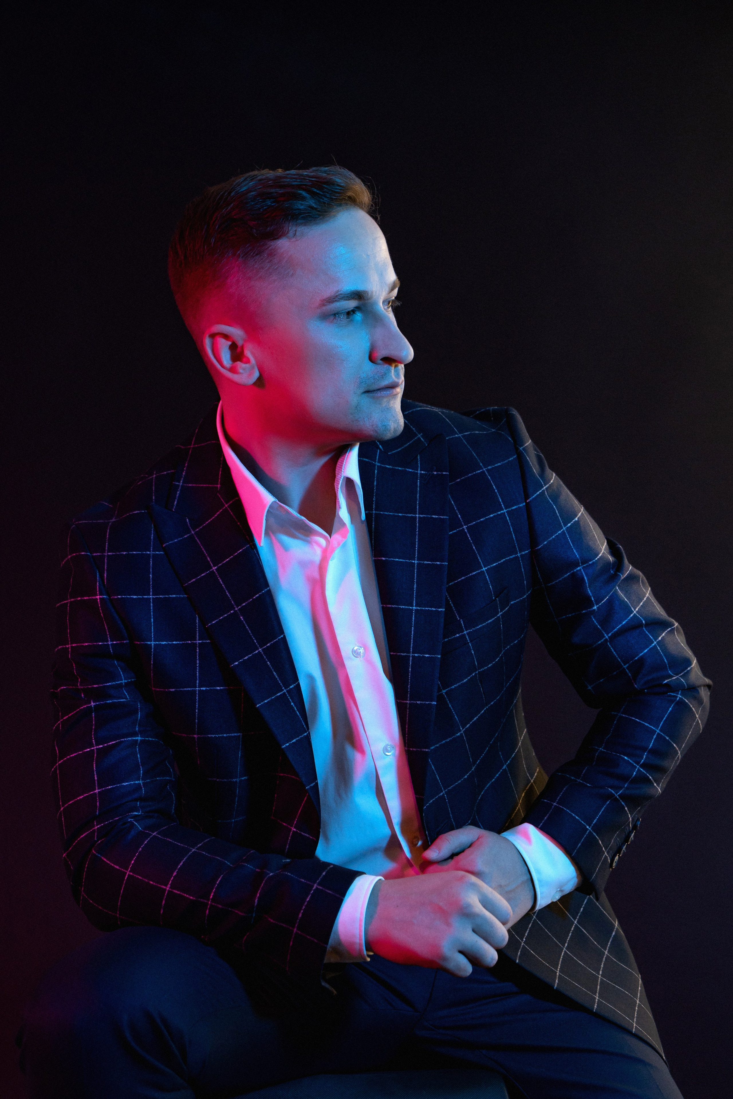 Деловые Портреты женщин и мужчин. Студийный и Рекламный Фотограф в Екатеринбурге Сергей Минин