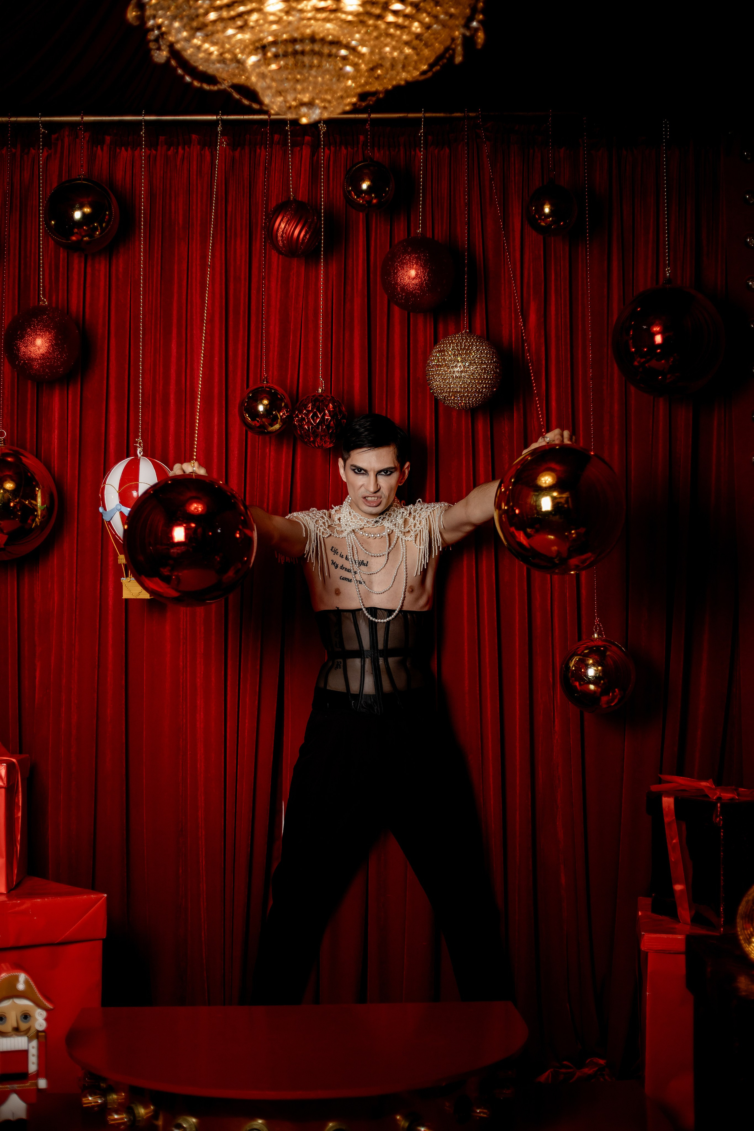 Евгений «Бурлеск». Свадебный/Портретный фотограф снимаю в Москве