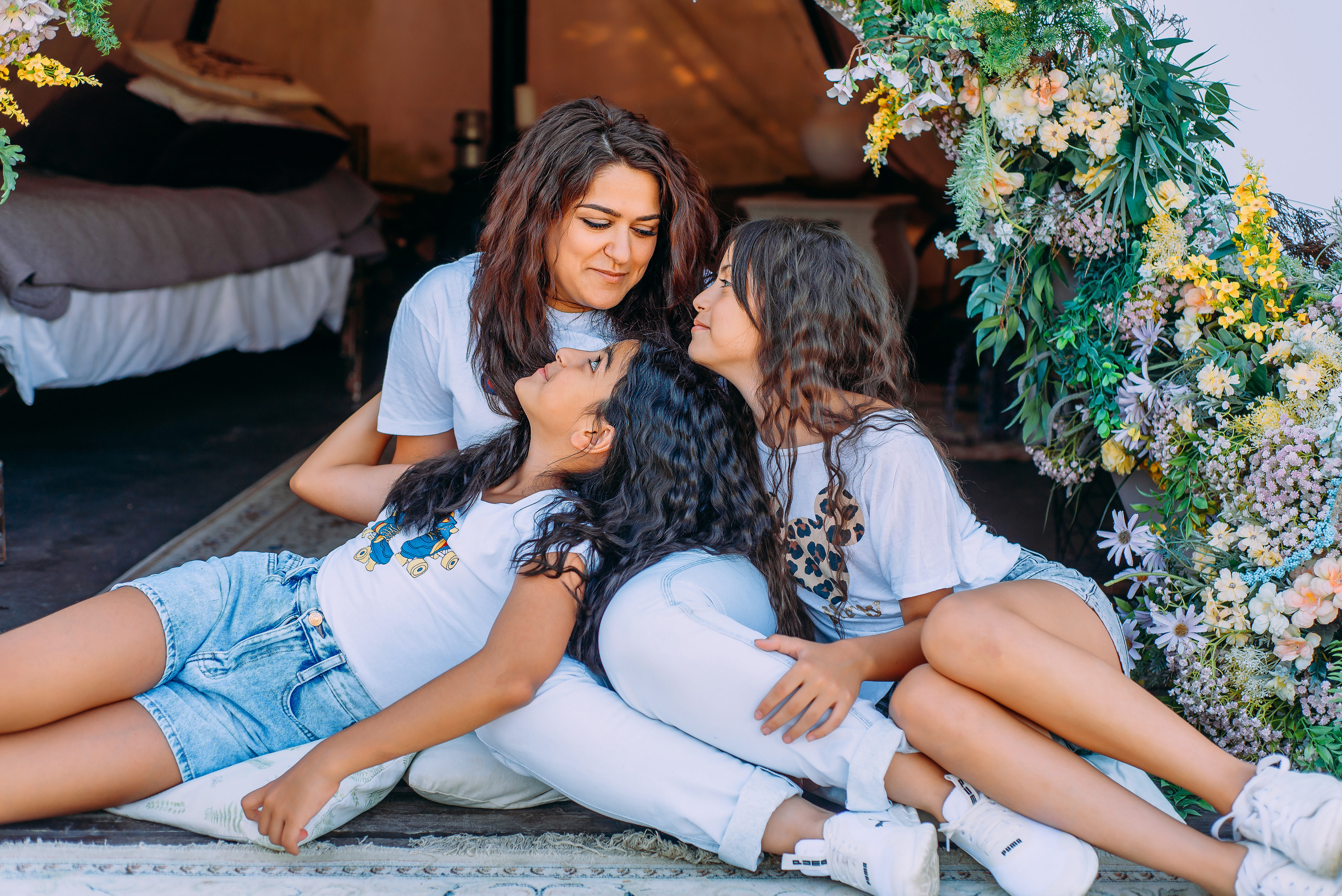 Араксия с дочками. Детский и семейный фотограф Эльмира Веселова