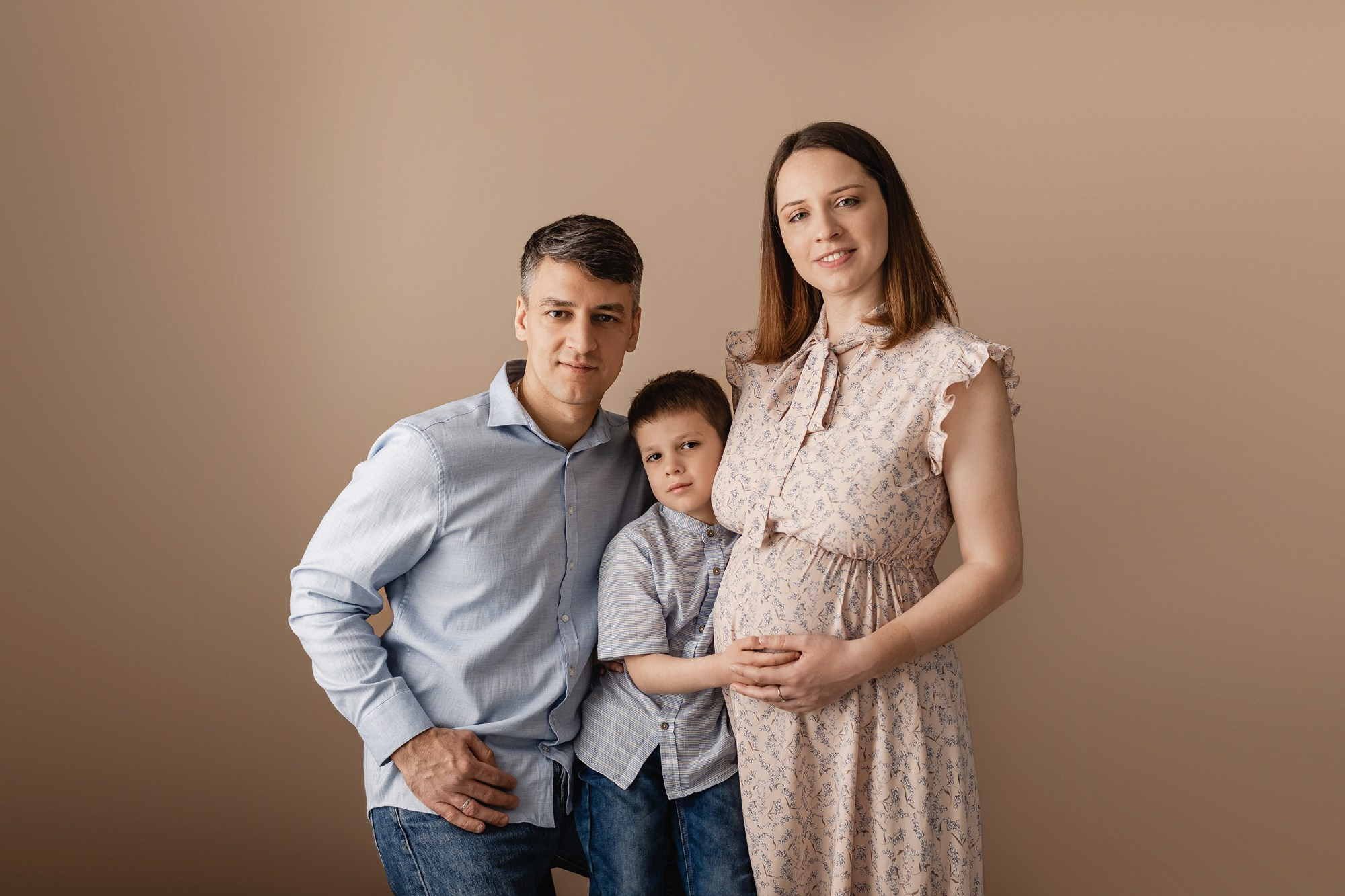 БЕРЕМЕННОСТЬ в мини-студии. Семейный фотограф новорождённых в Серпухове Юлия Новикова +79637785957