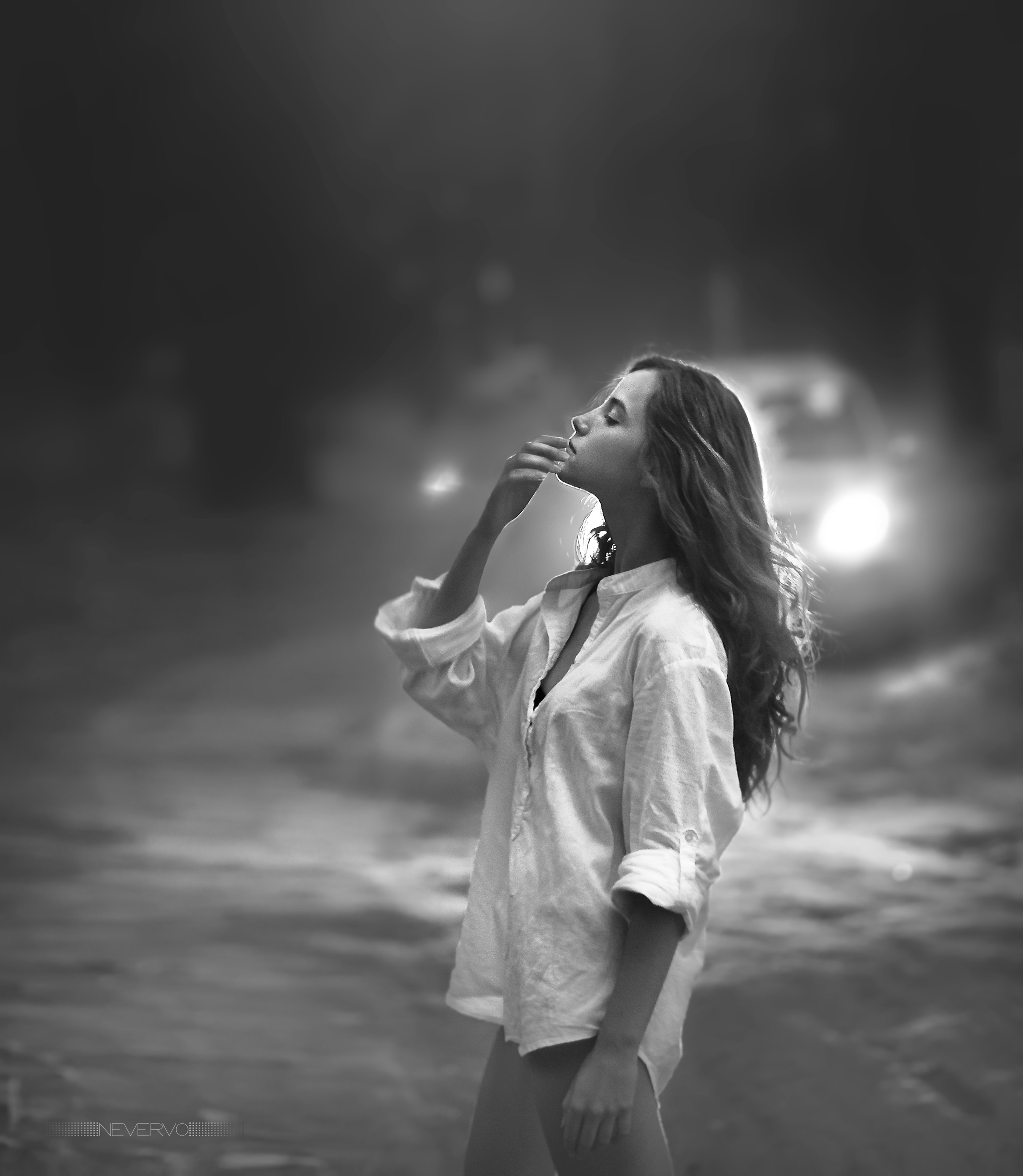 Черно-белая фотосъемка. B&W съемка в Москве. ЧБ фотограф Олег Голишник. Арт-фотограф Олег Голишников. Творческая мастерская