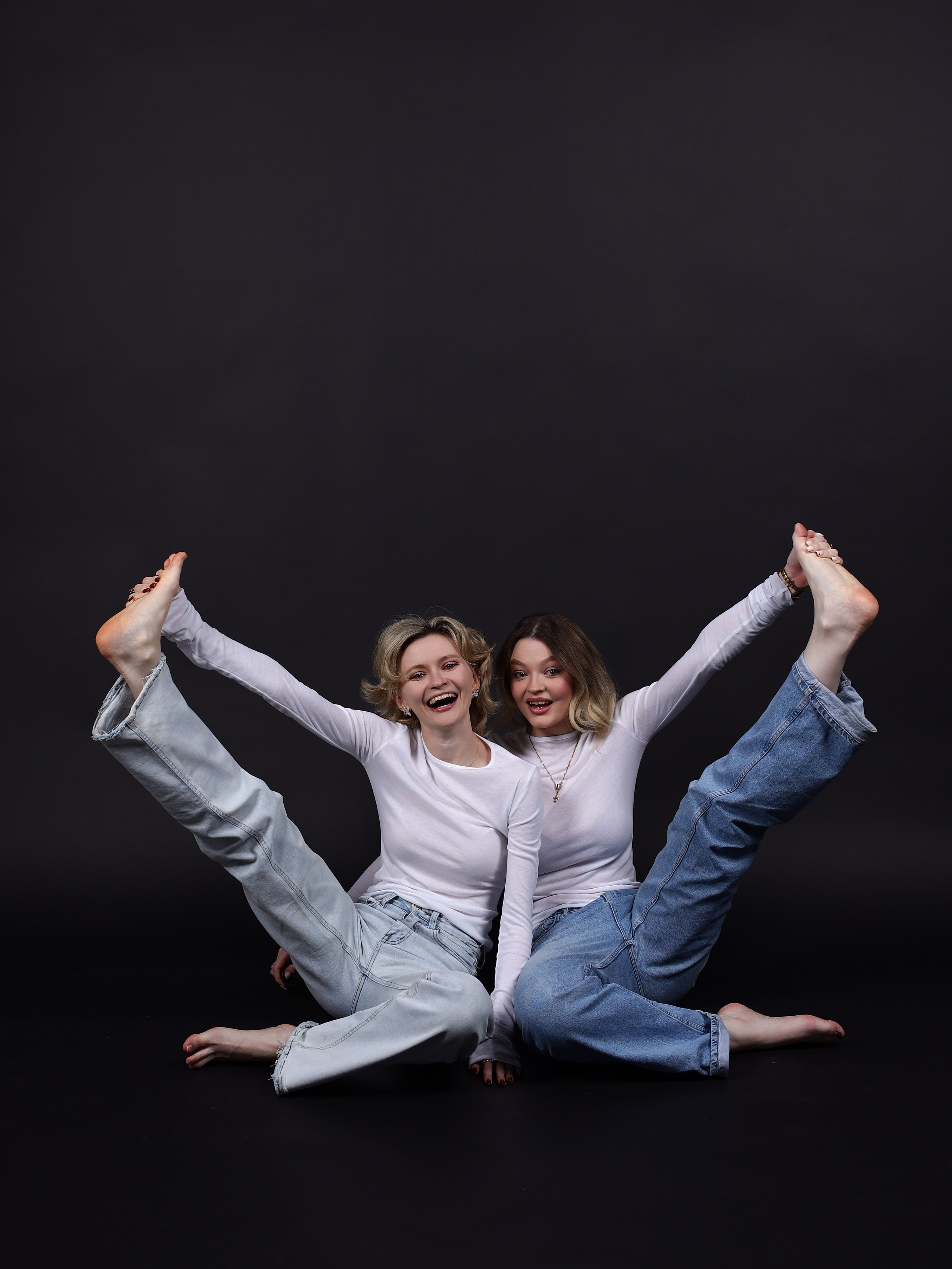 Дарья и Анна. Фотостудия без фотографа Чехов. Первая студия автопортрета в Чехове