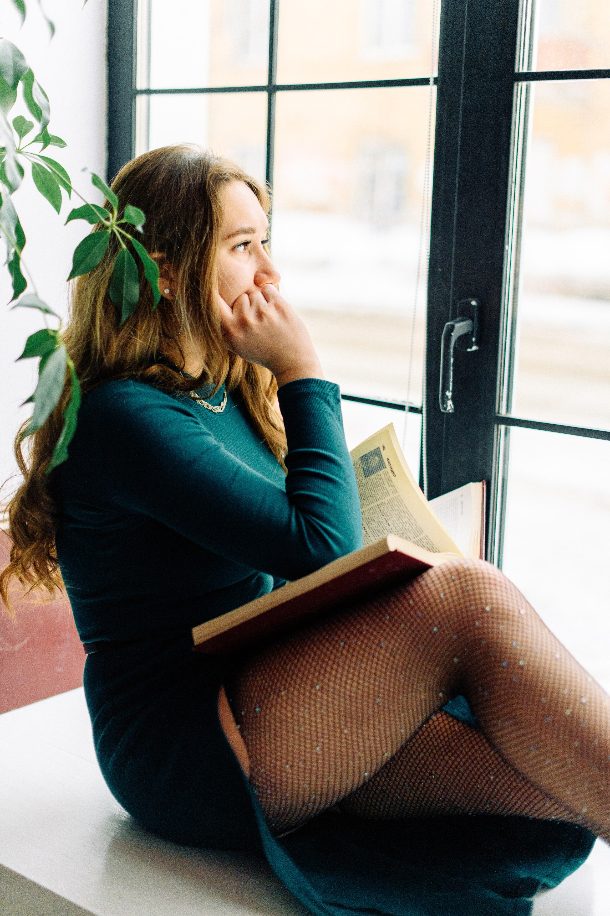 В студии 2. Григорий Карпов, портретный фотограф в городе Перми