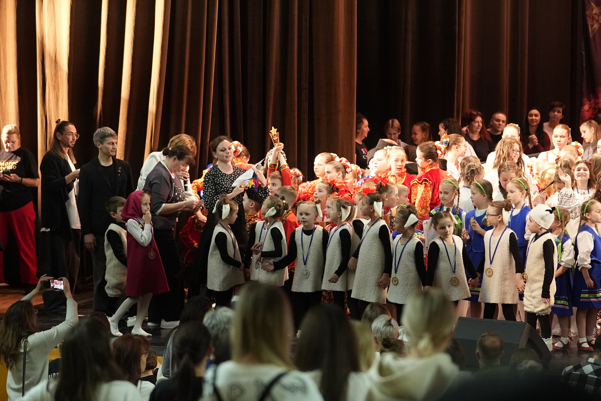 7 декабря, блок 2, г. Москва. Золотое яблочко