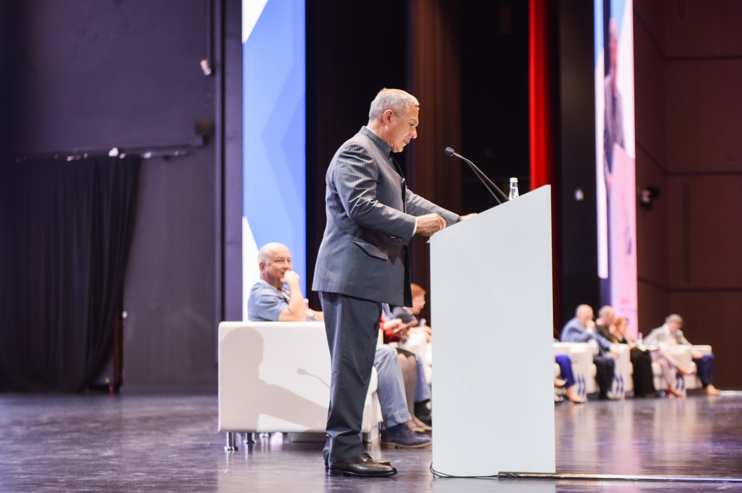 KAZAN FORUM. Свадебный и портретный фотограф в Казани