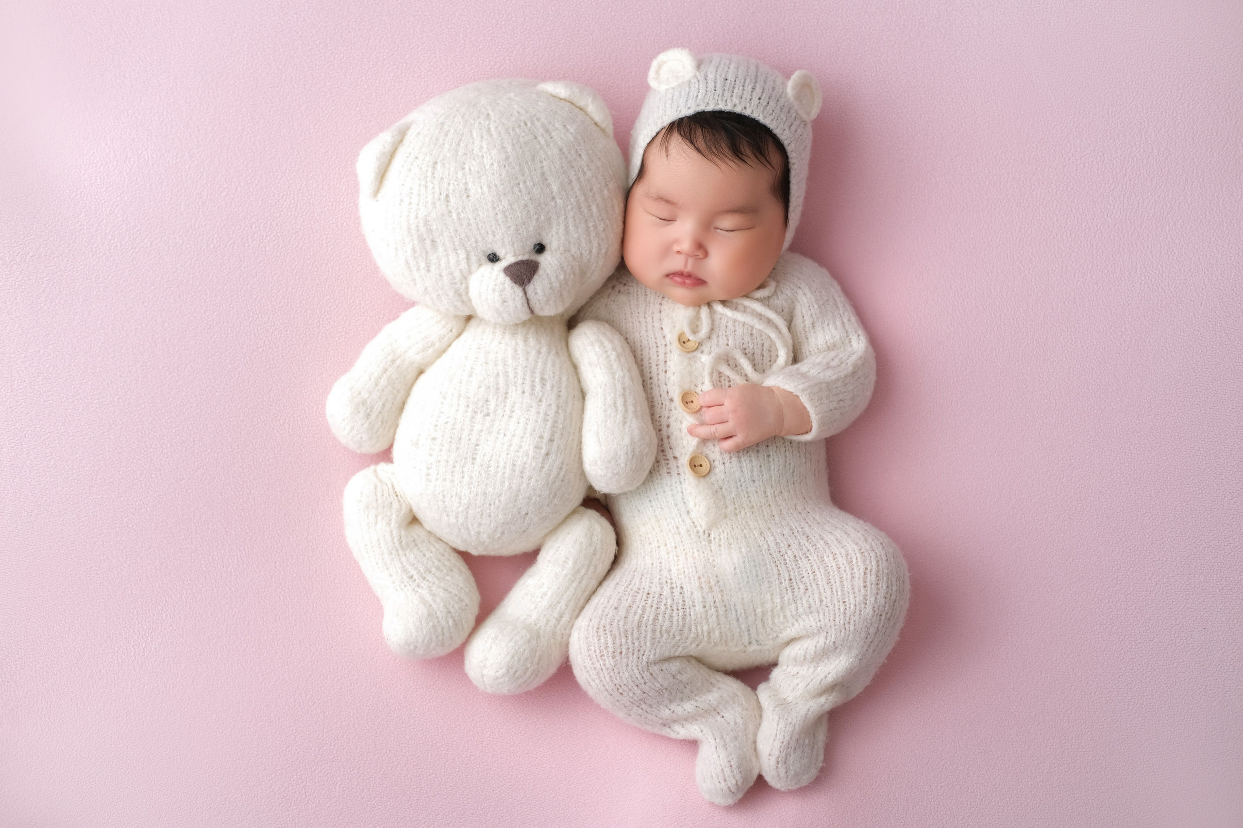 Новорожденные. Фотограф новорожденных в Караганде
