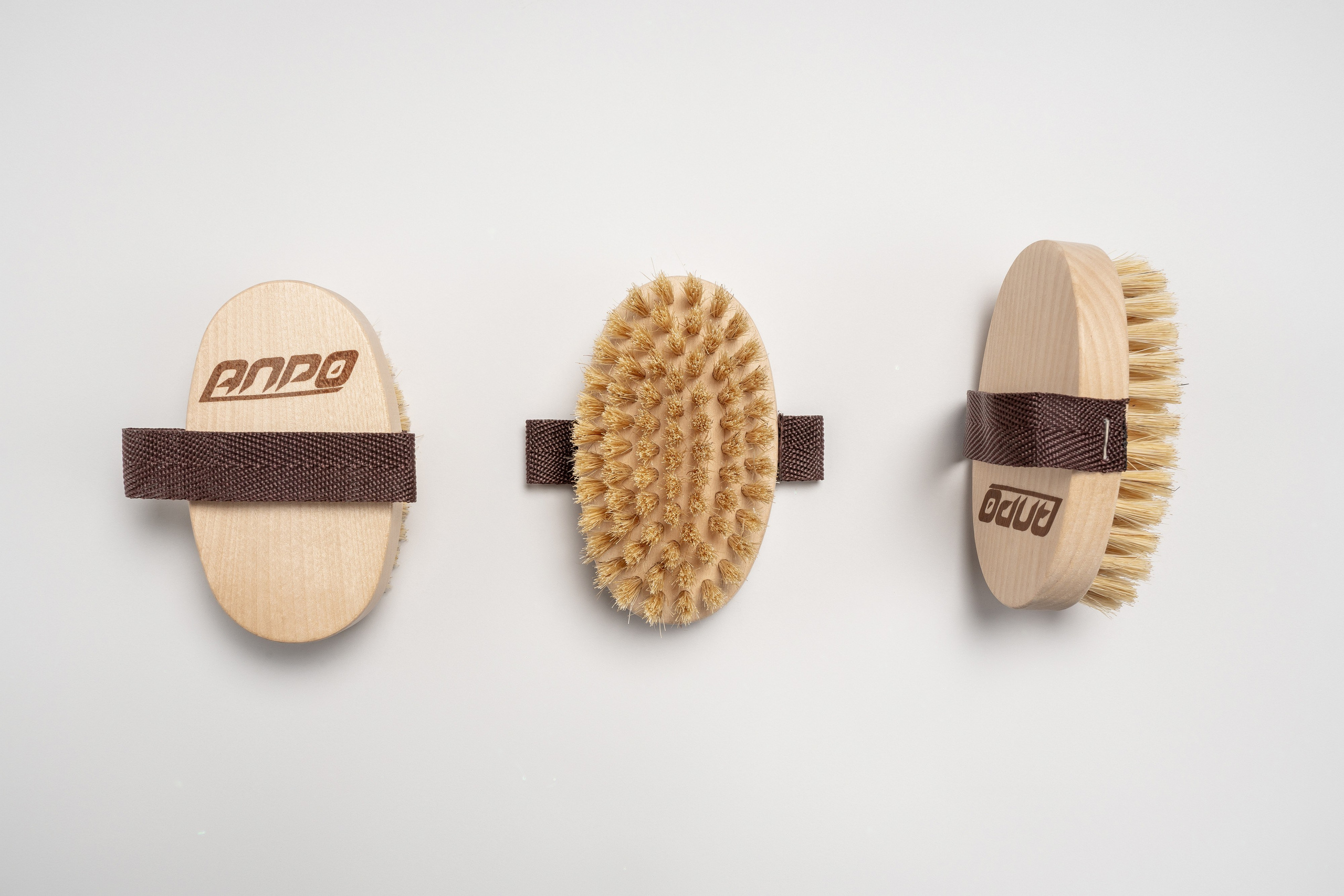 Массажные щетки. Фотограф в Воронеже Ольга Космодемьянская