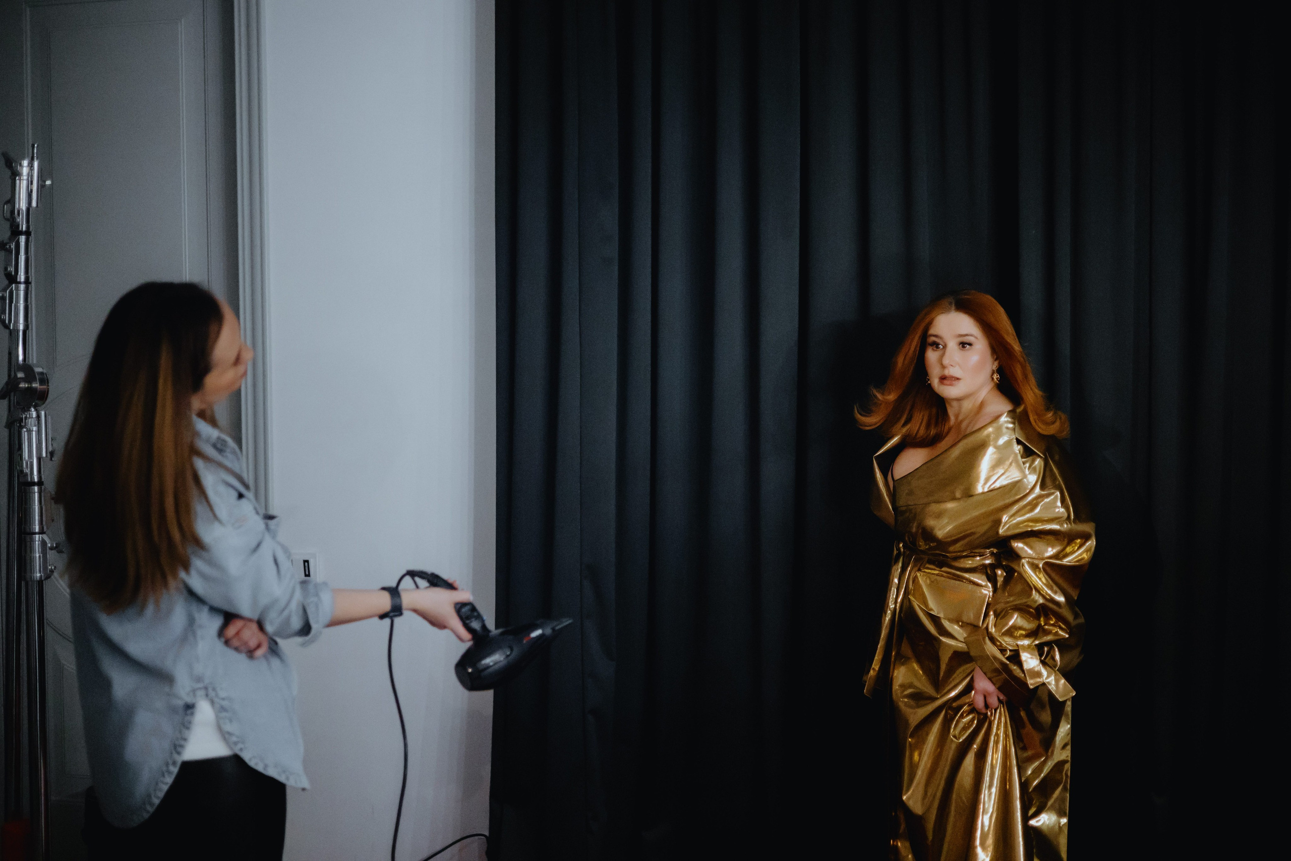 Backstage для журнала «Караван историй» с Юлией Куварзиной. Фотограф в Москве и Санкт-Петербурге Дарина