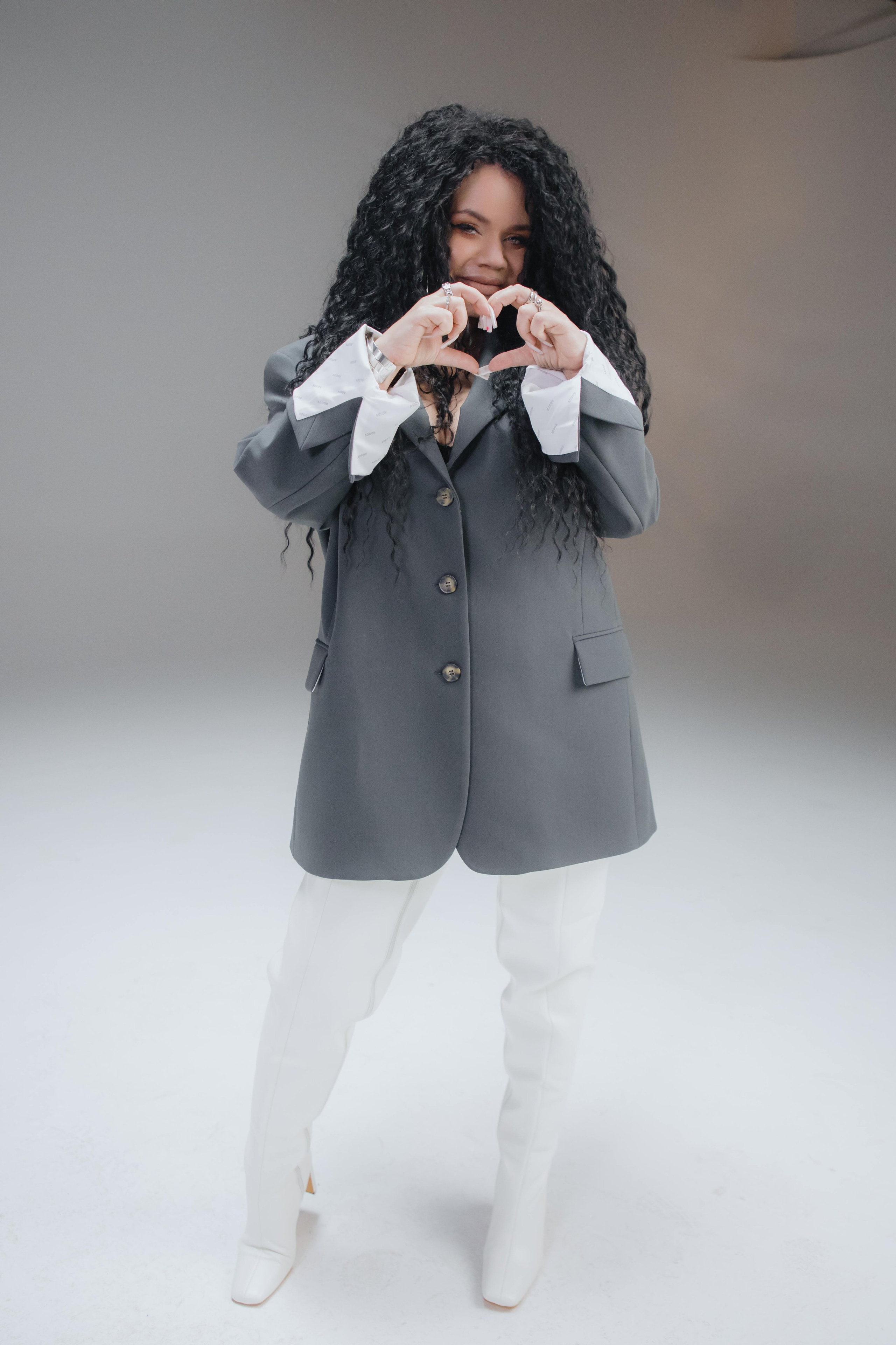 Съемка клипа Юлианны Карауловой и Бьянки. Фотограф в Москве и Санкт-Петербурге Дарина