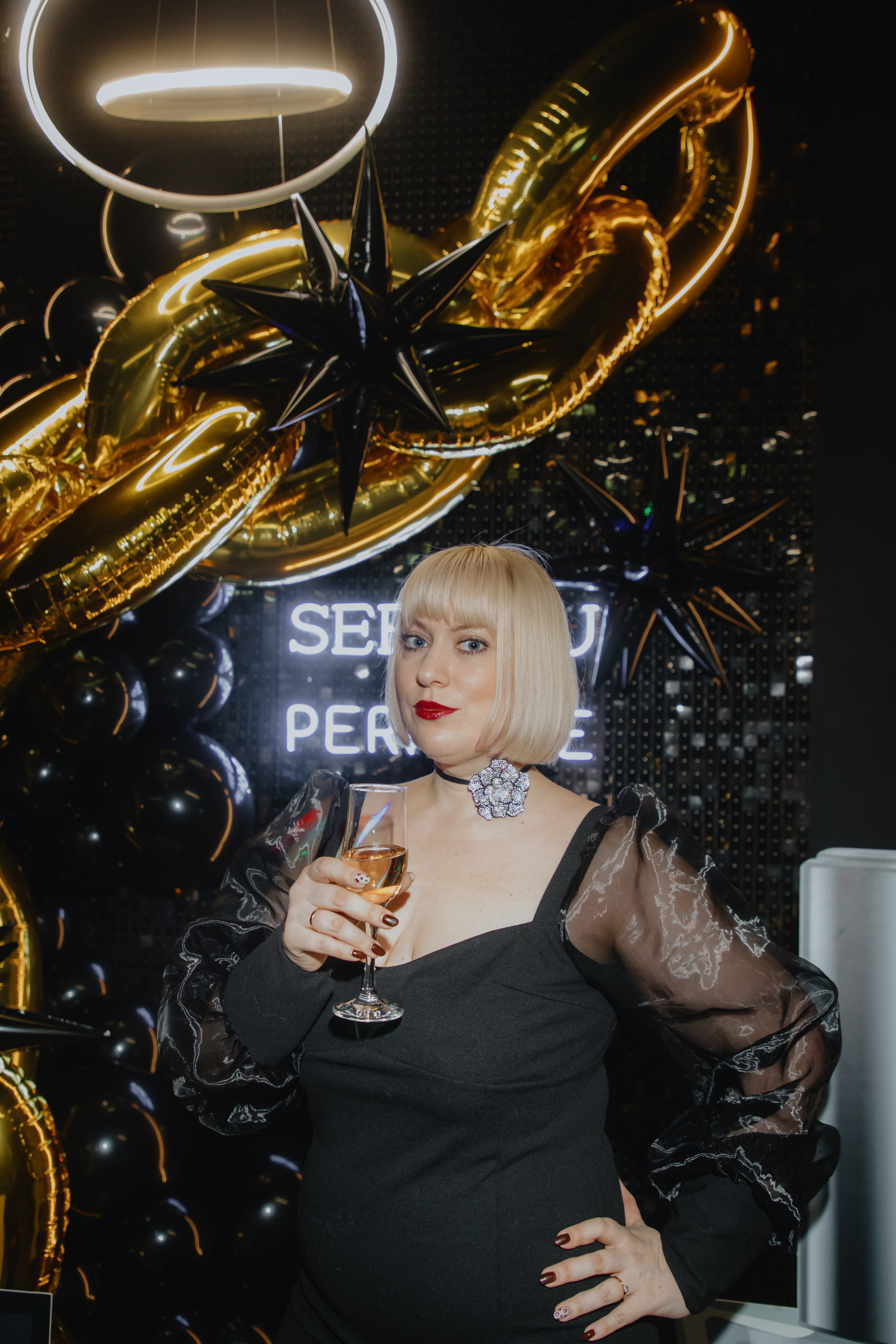 See `You Perfume. Фотограф в Москве и Санкт-Петербурге Дарина