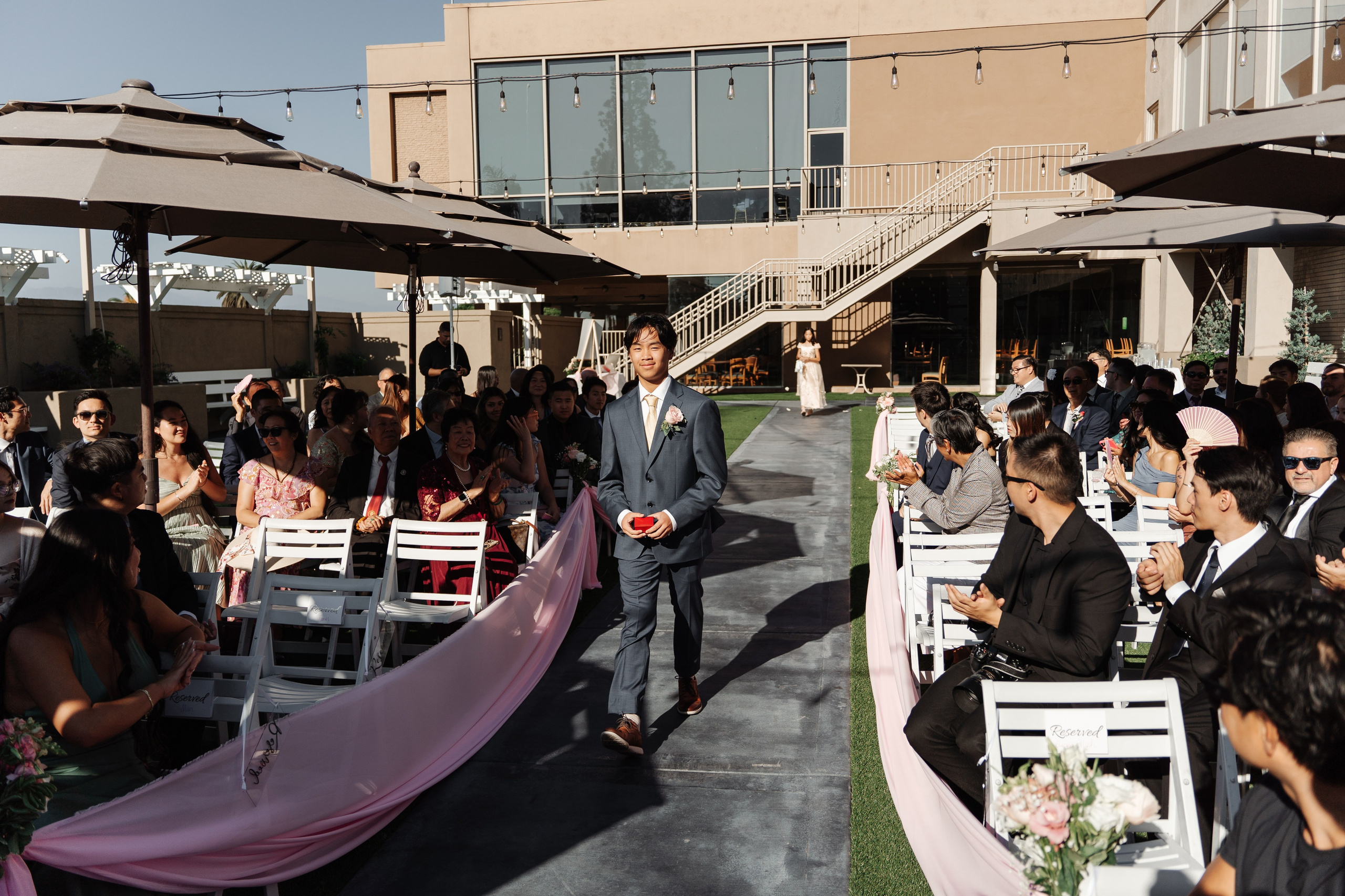 2025-08-16_AndreaChristopher. Ретушер Зенькевич Света