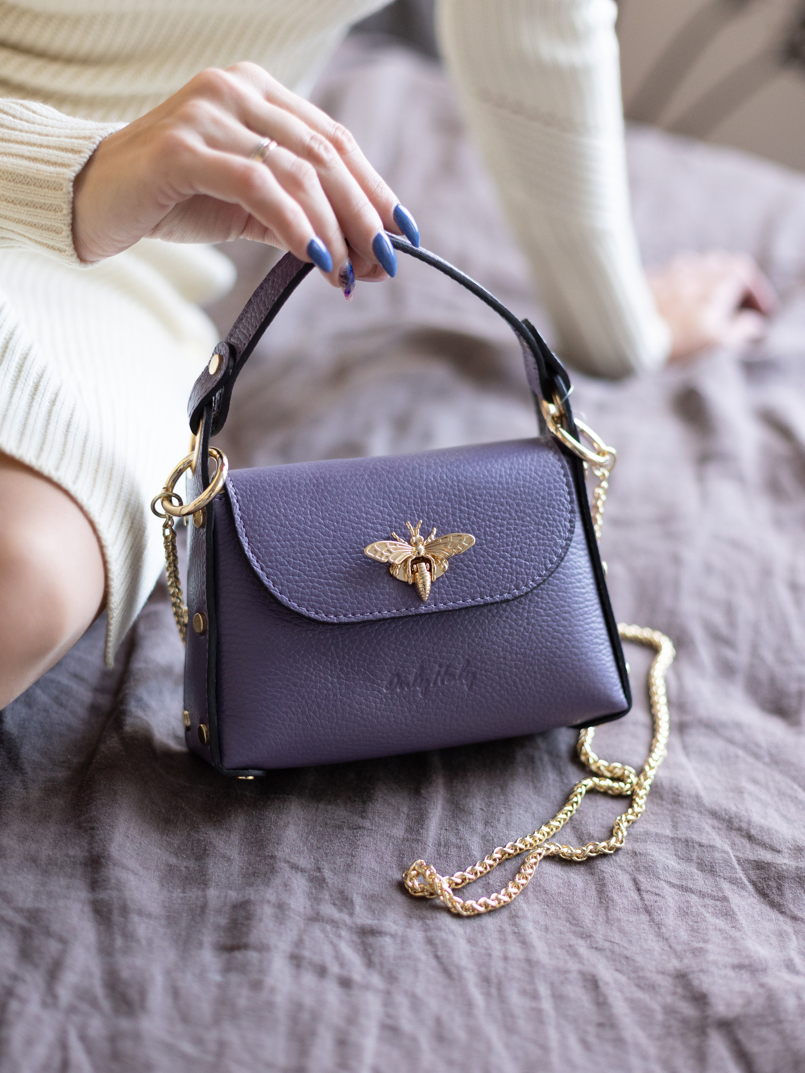 Предметная съёмка сумок для маркетплейсов. Предметный фотограф в Симферополе Антон Катунин