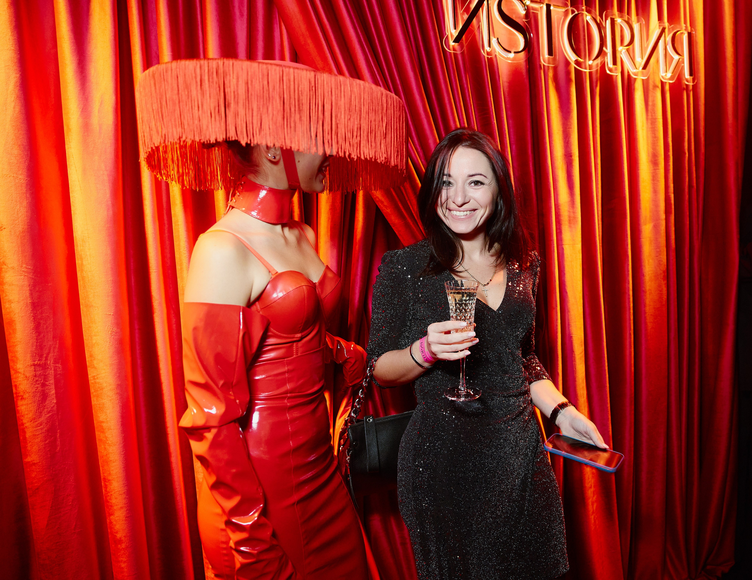 ИSTORИЯ GRAND OPENING. ФОТОГРАФ НА МЕРОПРИЯТИЕ ОТ СОЛЬ МЕДИА PRODUCTION