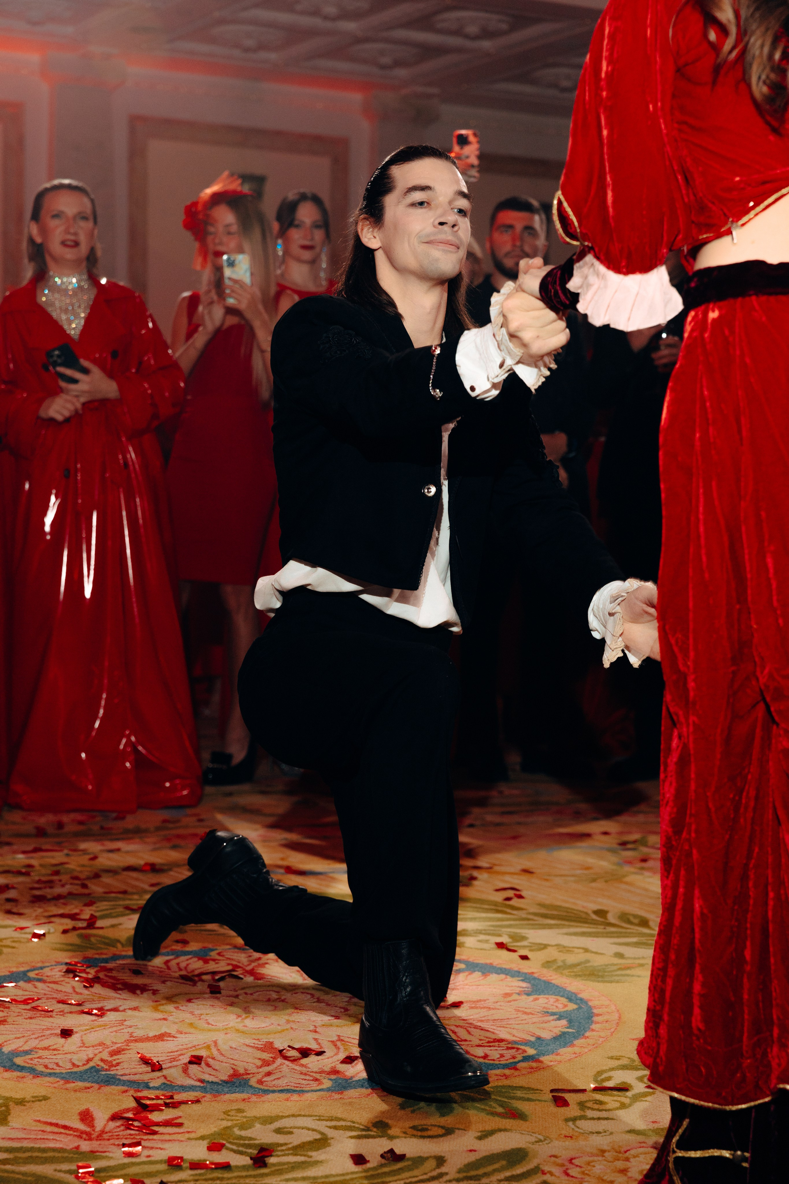 Red ball. Свадебный фотограф в Санкт-Петербурге и Москве Андрей Чернов