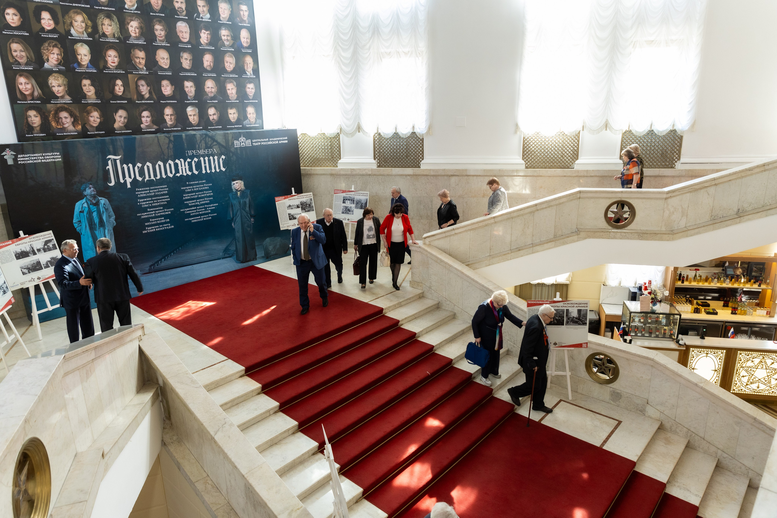 Театр Российской Армии 9 мая. Фотограф Иван Косарев