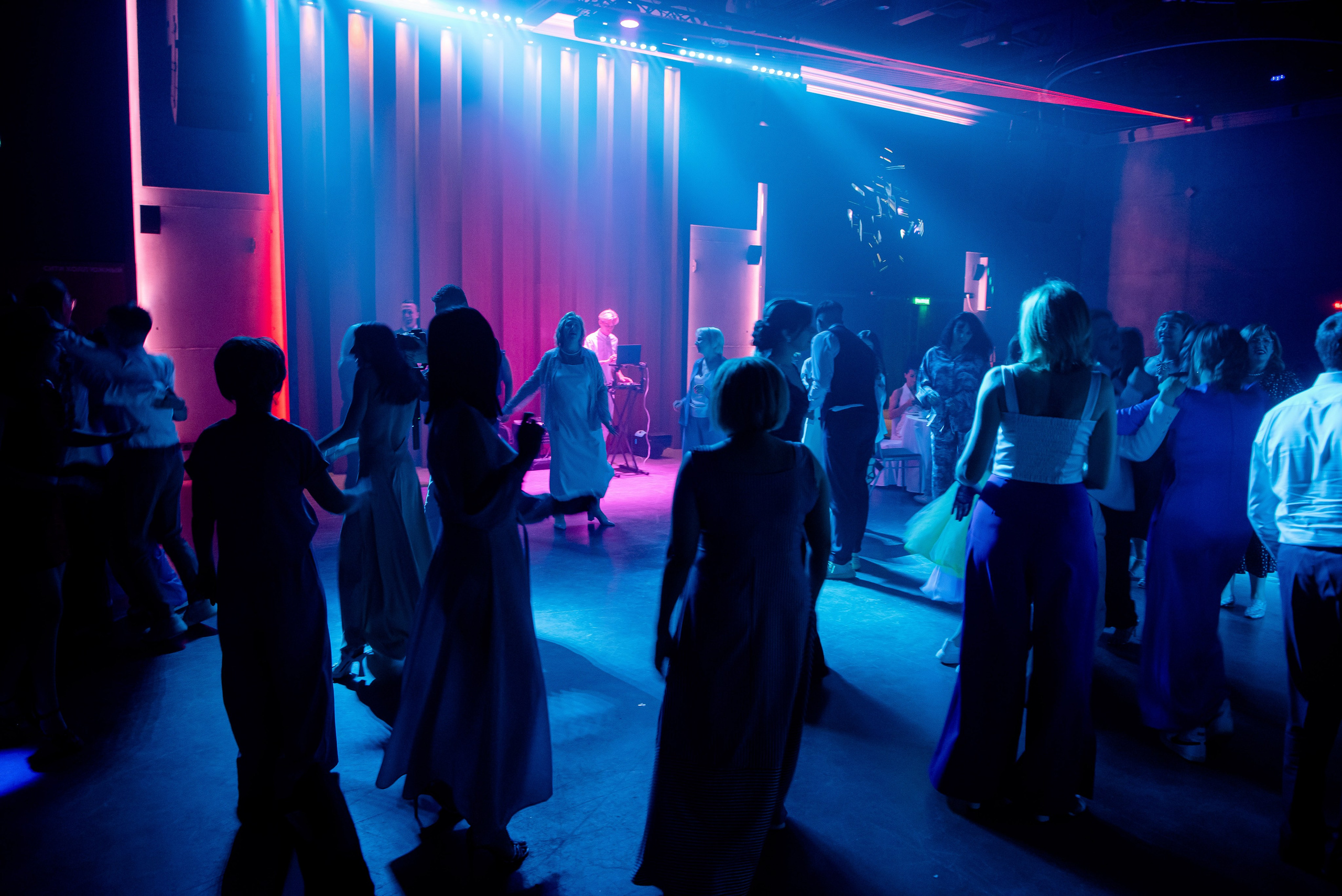 140 Школа. Вручение и Банкет. Сити Холл. Фотограф в Волгограде и Волжском Александр Горбань