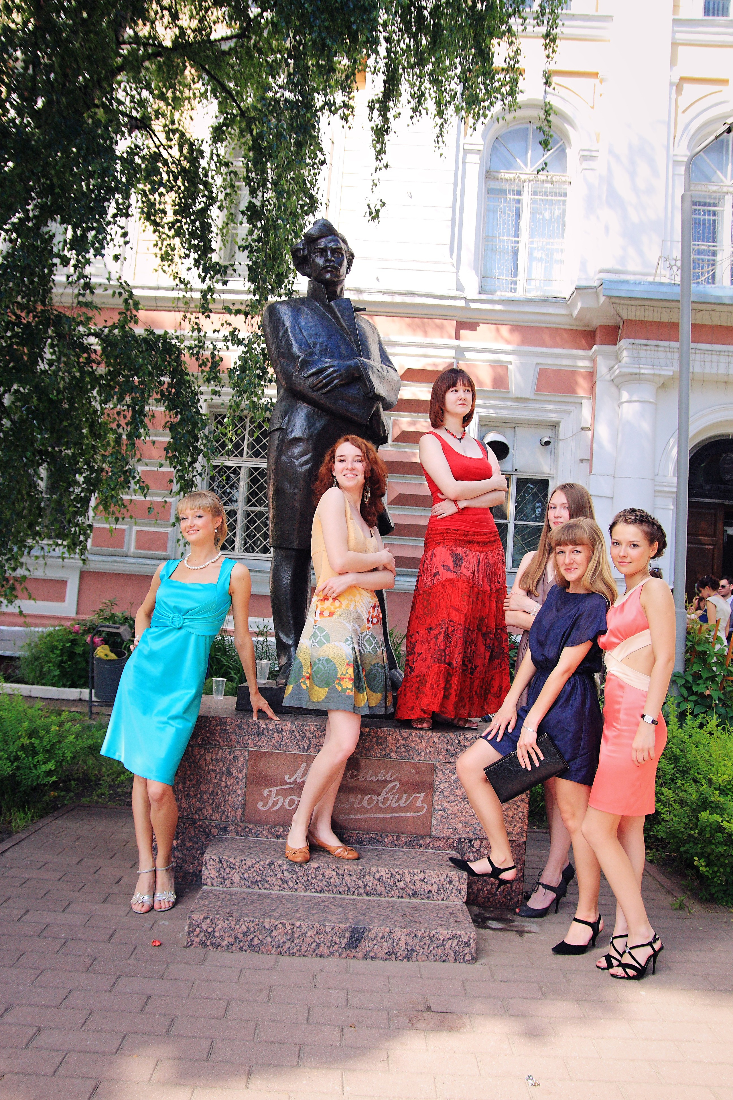 Портфолио фотографа на съемку выпускных. Свадебный и репортажный фотограф в Ярославле и Санкт-Петербурге Роман Микрюков