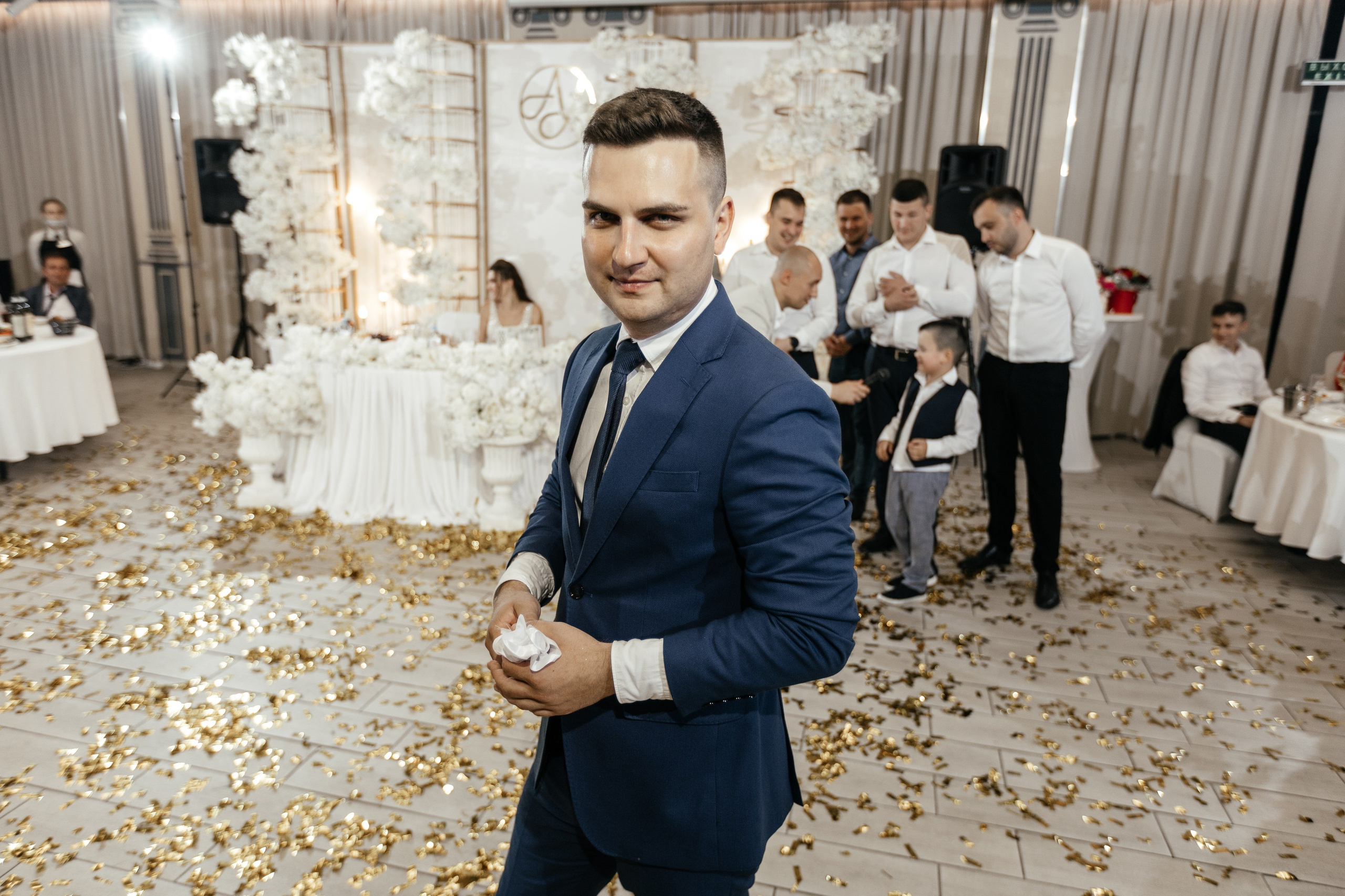 Свадебный фотограф Уфа — Руслан ГабдлисламовЖивые эмоции, красивые кадры, воспоминания на всю жизнь.Работаю по всей Республике Башкортоста. Свадебный фотограф Уфа Руслан Габдлисламов