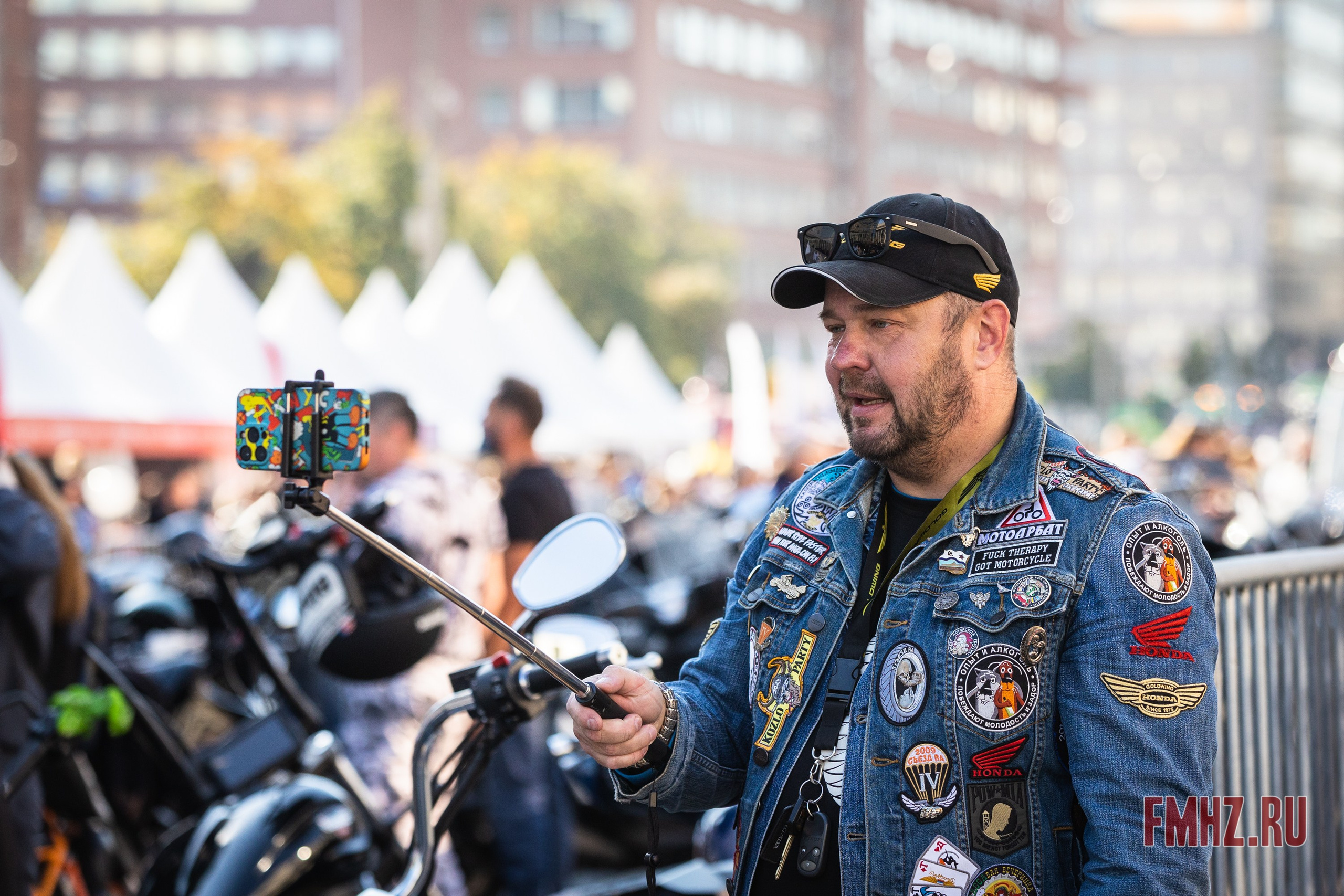 Закрытие Мотосезона 2023 на проспекте Академика Сахарова. Фотограф Владимир Охрименко