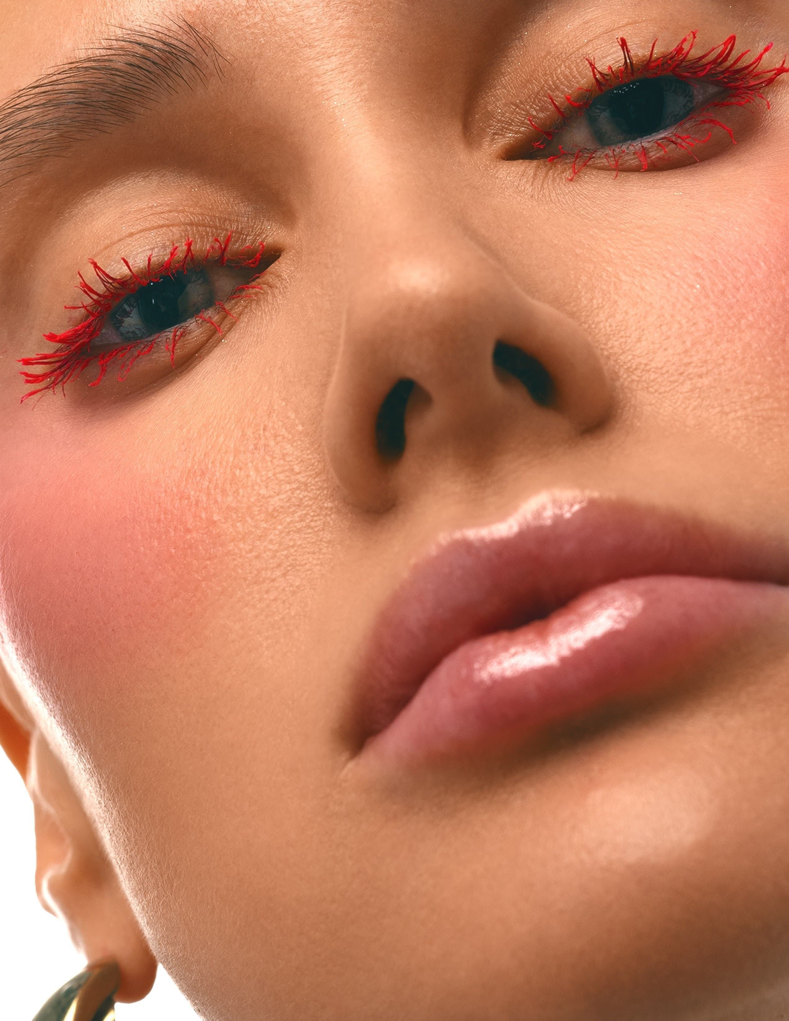 Hi-end retoucher Valerie Mo