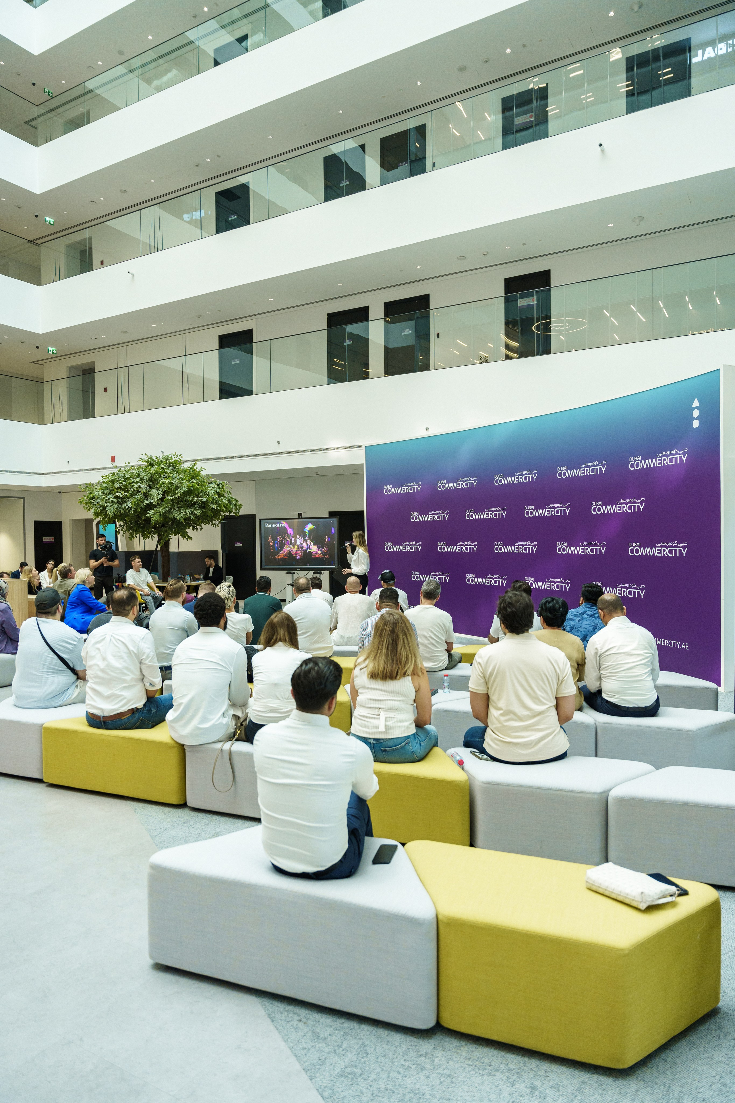 MENA E-Commerce community. Photographer Videographer Dubai