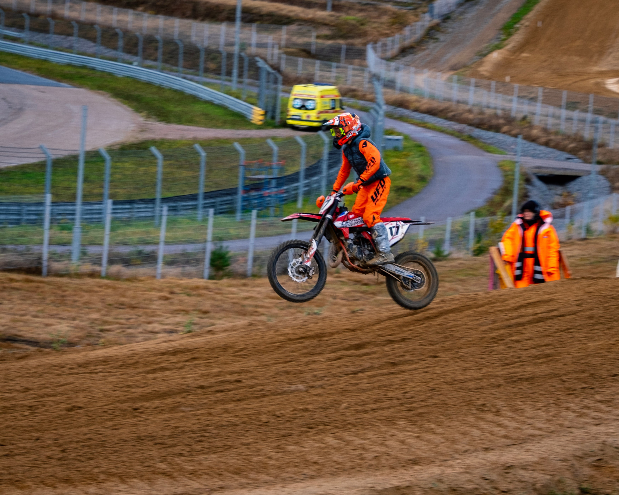 Мотокросс (Игора Драйв). Автомобильные фотографии и рисунки в Санкт-Петербурги Пашков Дмитрий