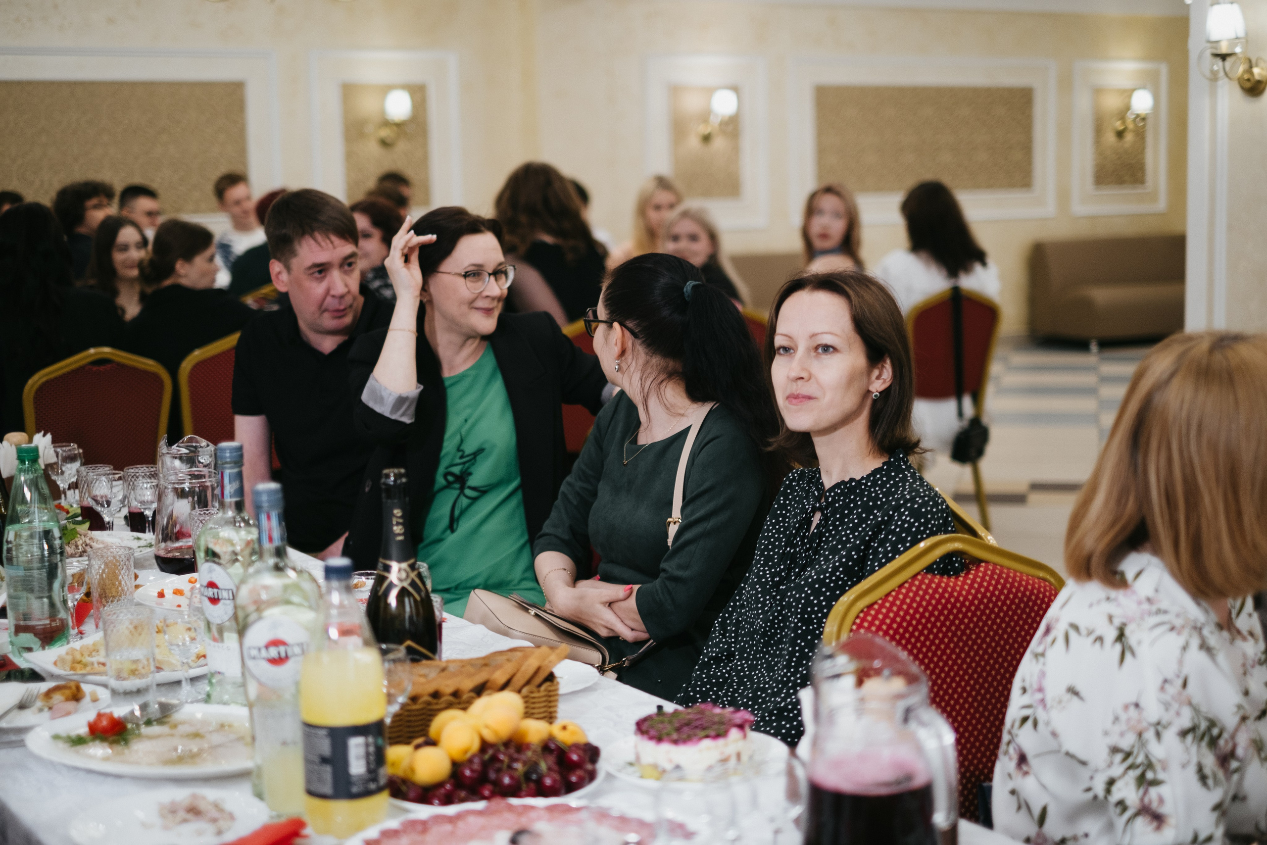 Выпускной 11 класс школы № 30. Свадебный и репортажной фотограф Денис Ожигин в Краснодаре и Краснодарском крае