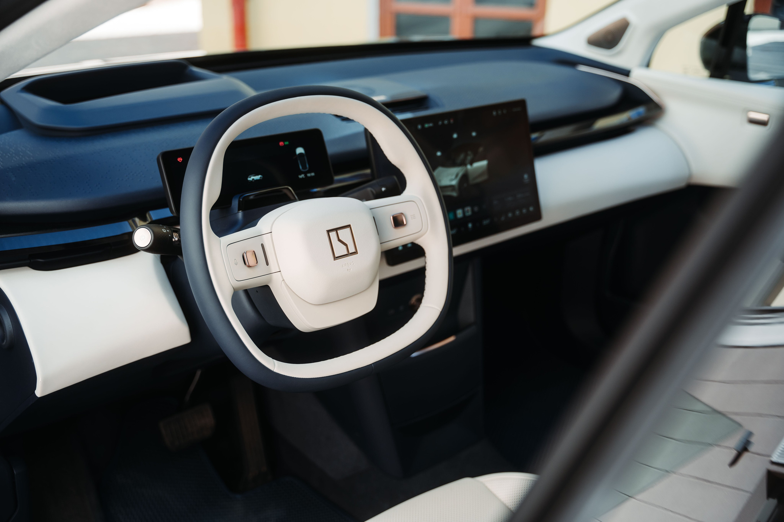 Kirill Zakabluk: Automotive Content Creator