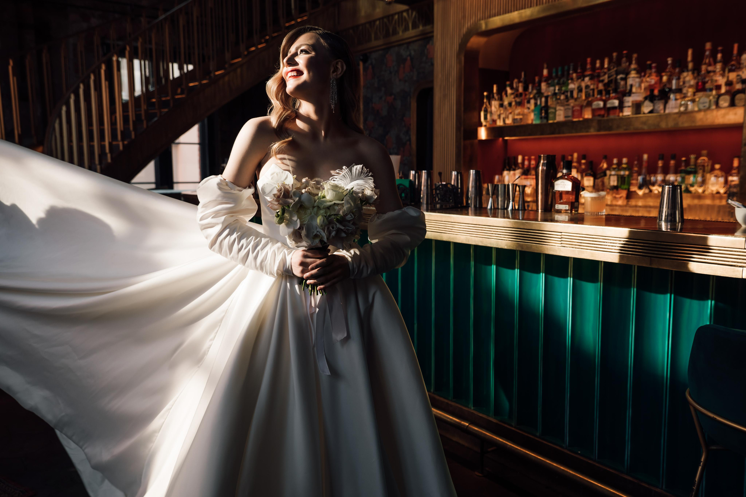 Настя и Ян. Бар Котельная. Свадебный и семейный фотограф в Москве Евгения Лисина