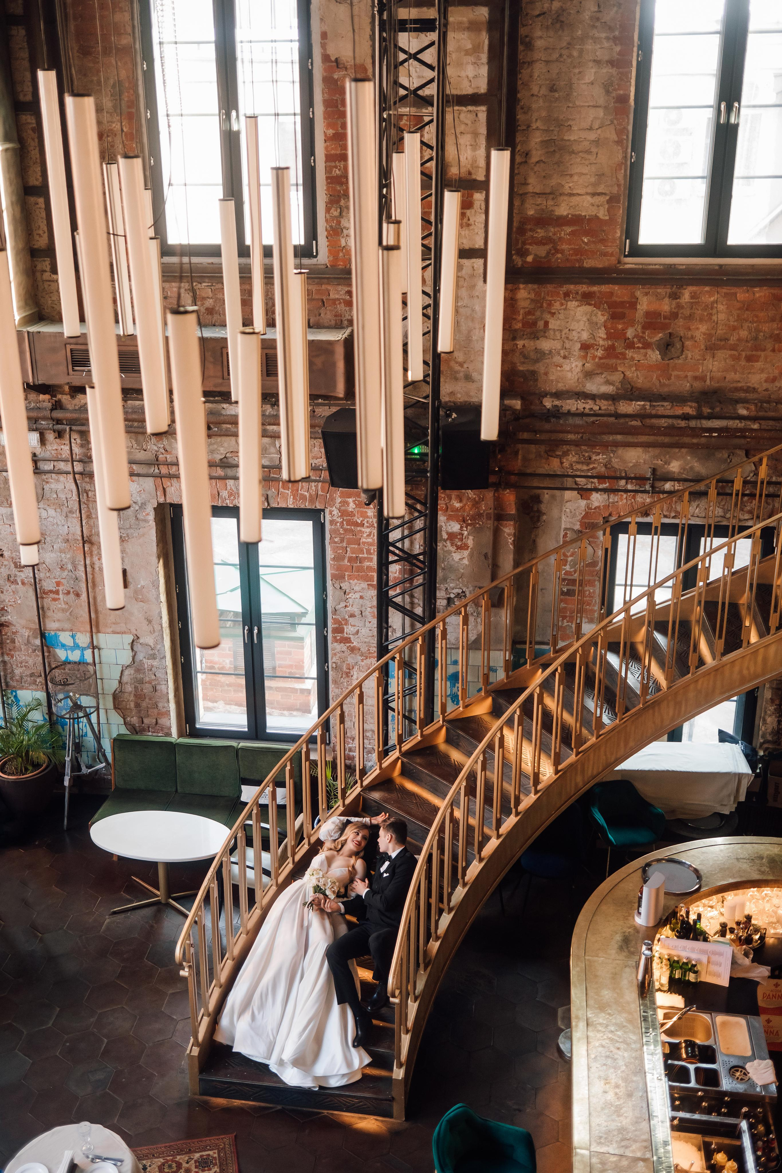 Настя и Ян. Бар Котельная. Свадебный и семейный фотограф в Москве Евгения Лисина