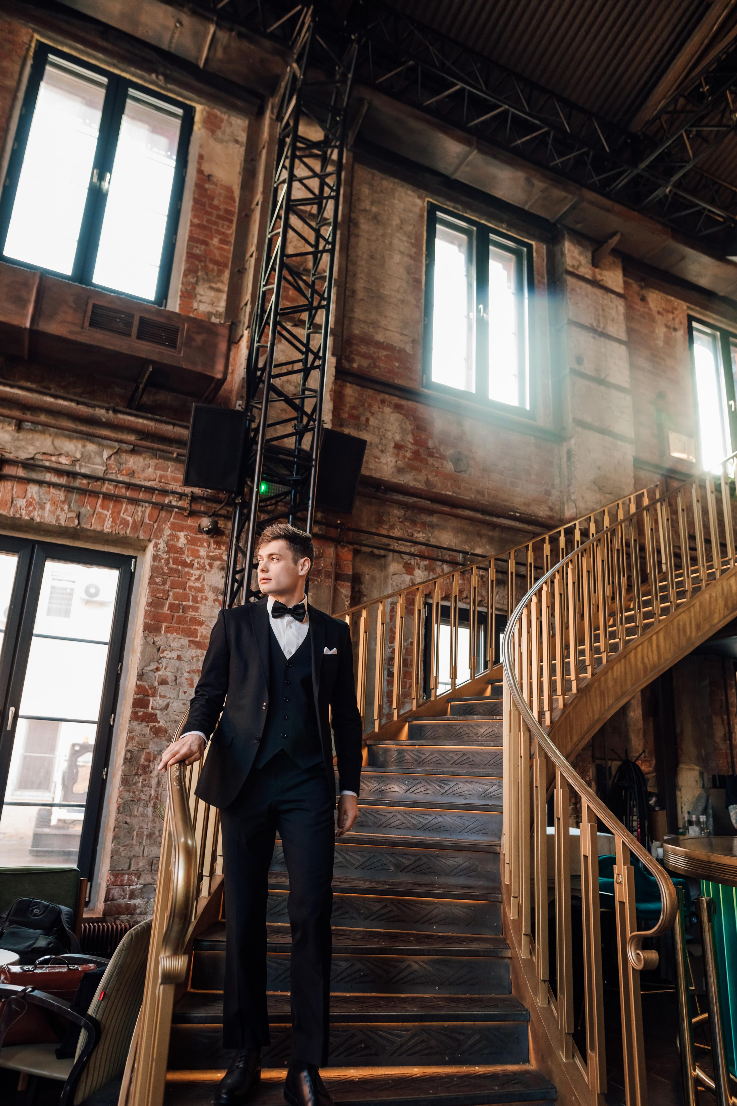 Настя и Ян. Бар Котельная. Свадебный и семейный фотограф в Москве Евгения Лисина