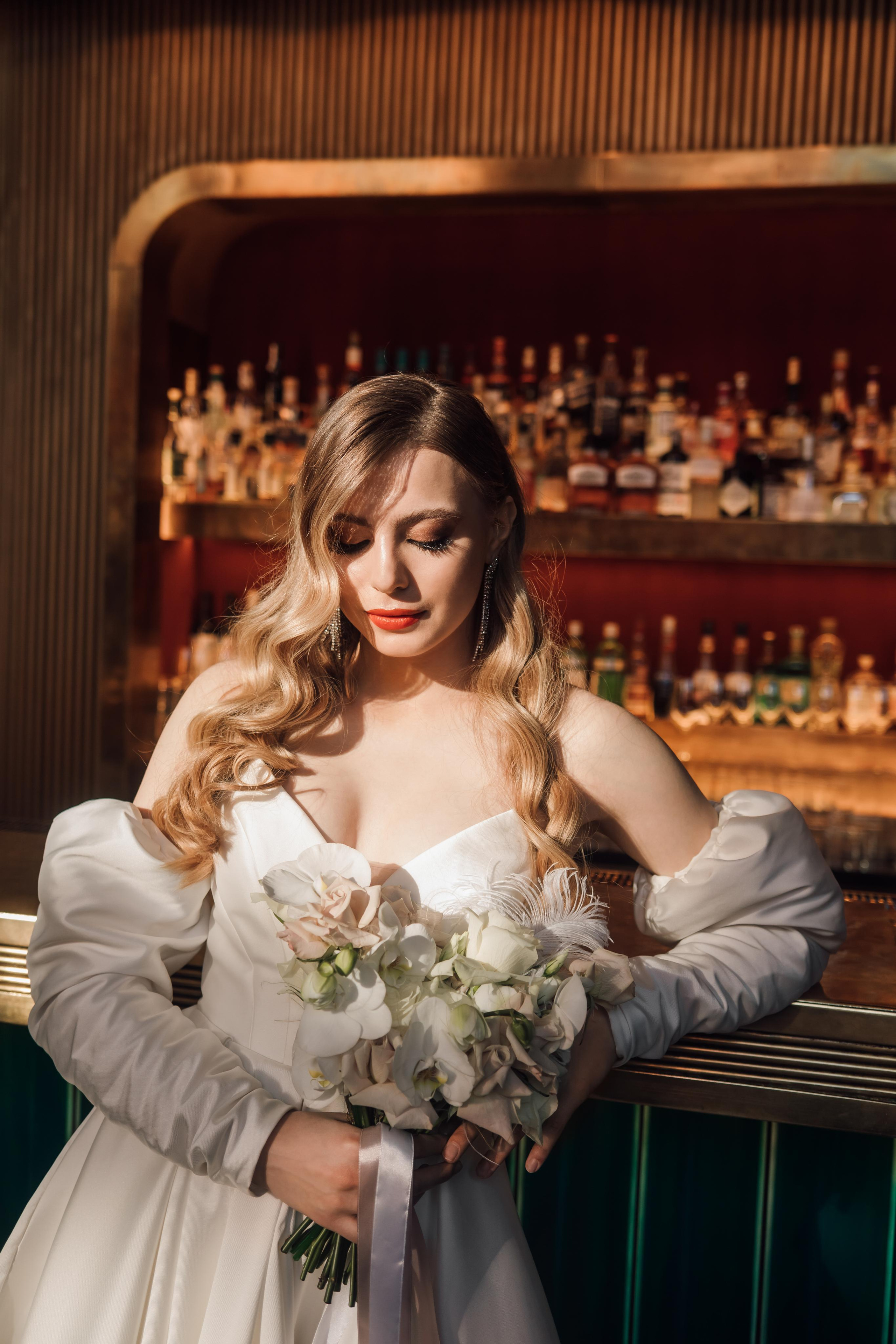 Настя и Ян. Бар Котельная. Свадебный и семейный фотограф в Москве Евгения Лисина