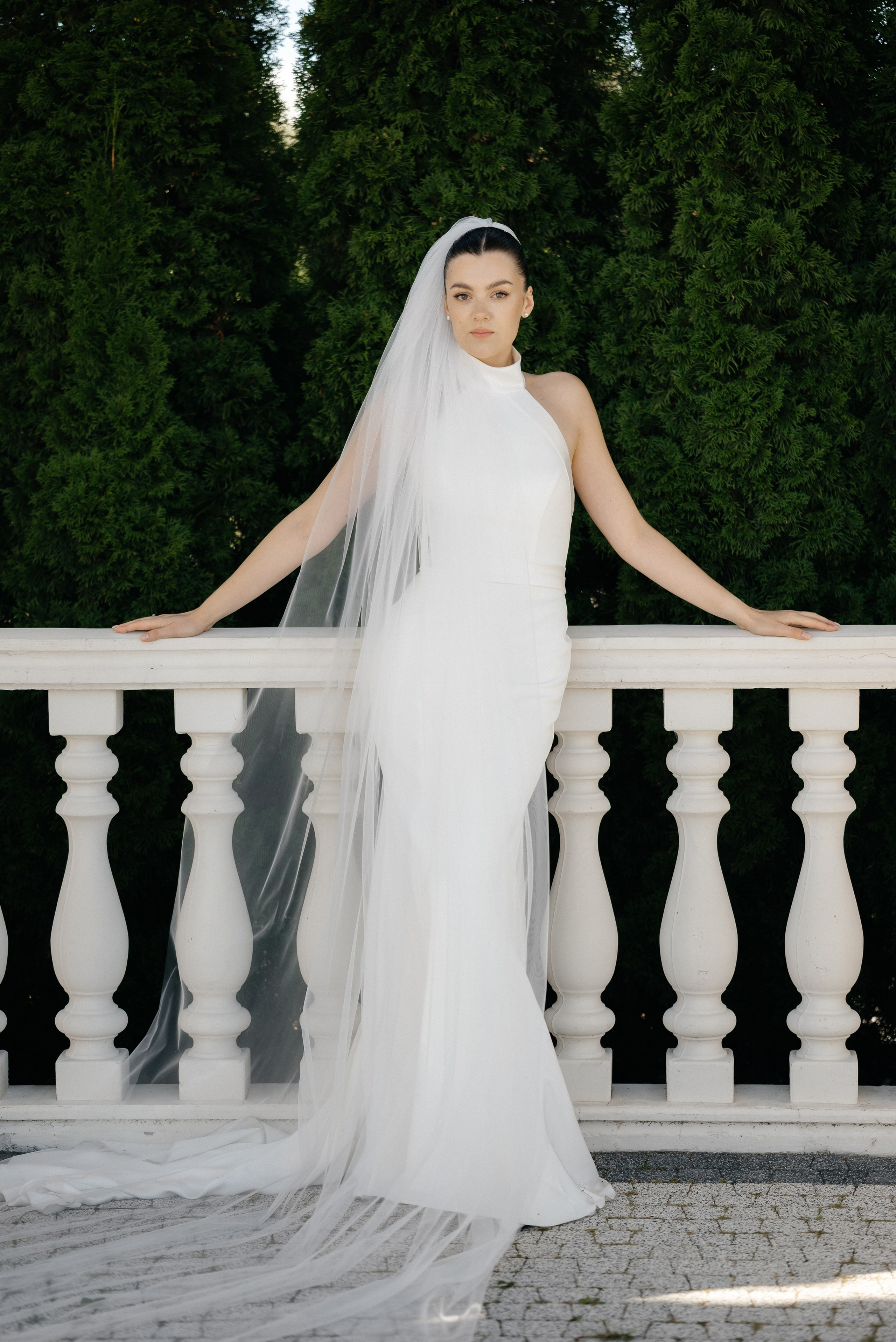 Wedding day in VERSAL PARK. Wedding PHOTOGRAPHER Andrew Vnukov