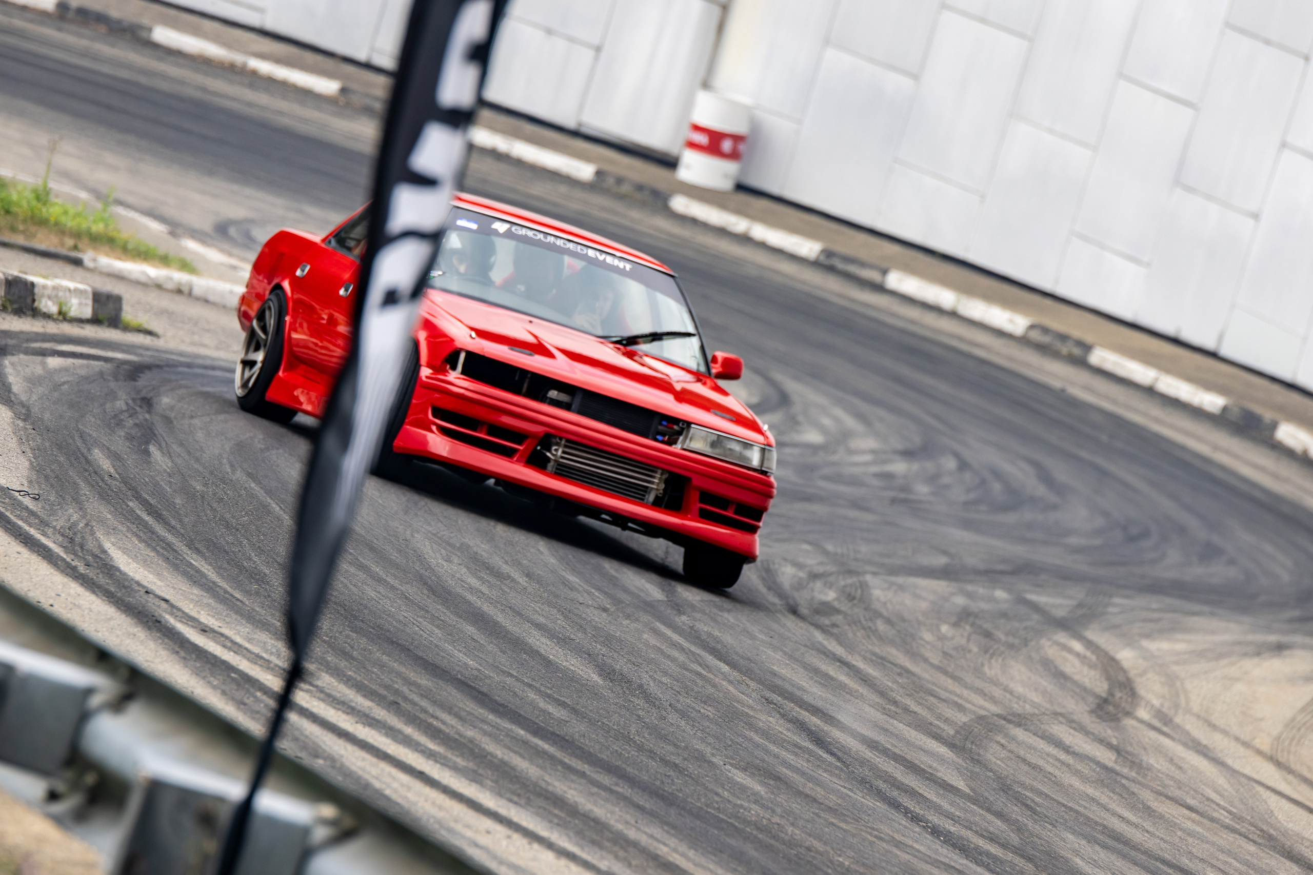 Grounded event. Репортажная, студийная, свадебная, автоспорт, коммерческая, фотосессия: Фотографы Николай и Елена DvoTar