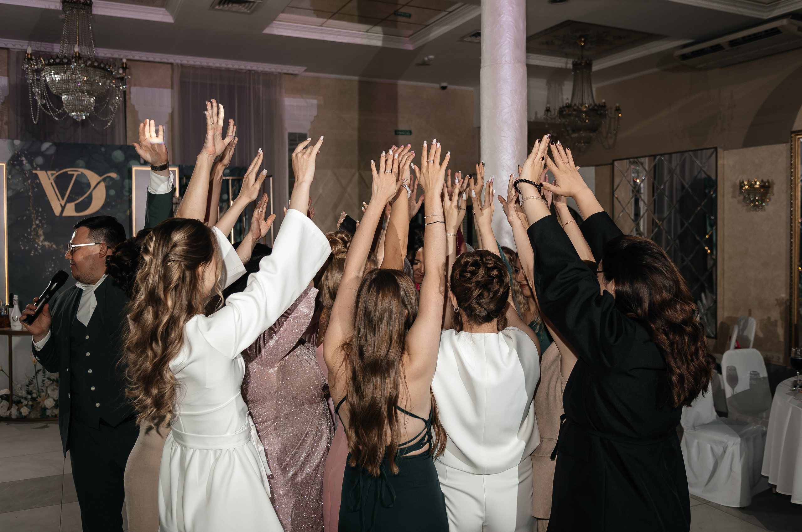 Виктор & Дарья | 02.08.25. Свадебный и семейный фотограф в Омске Евгения Хакимова