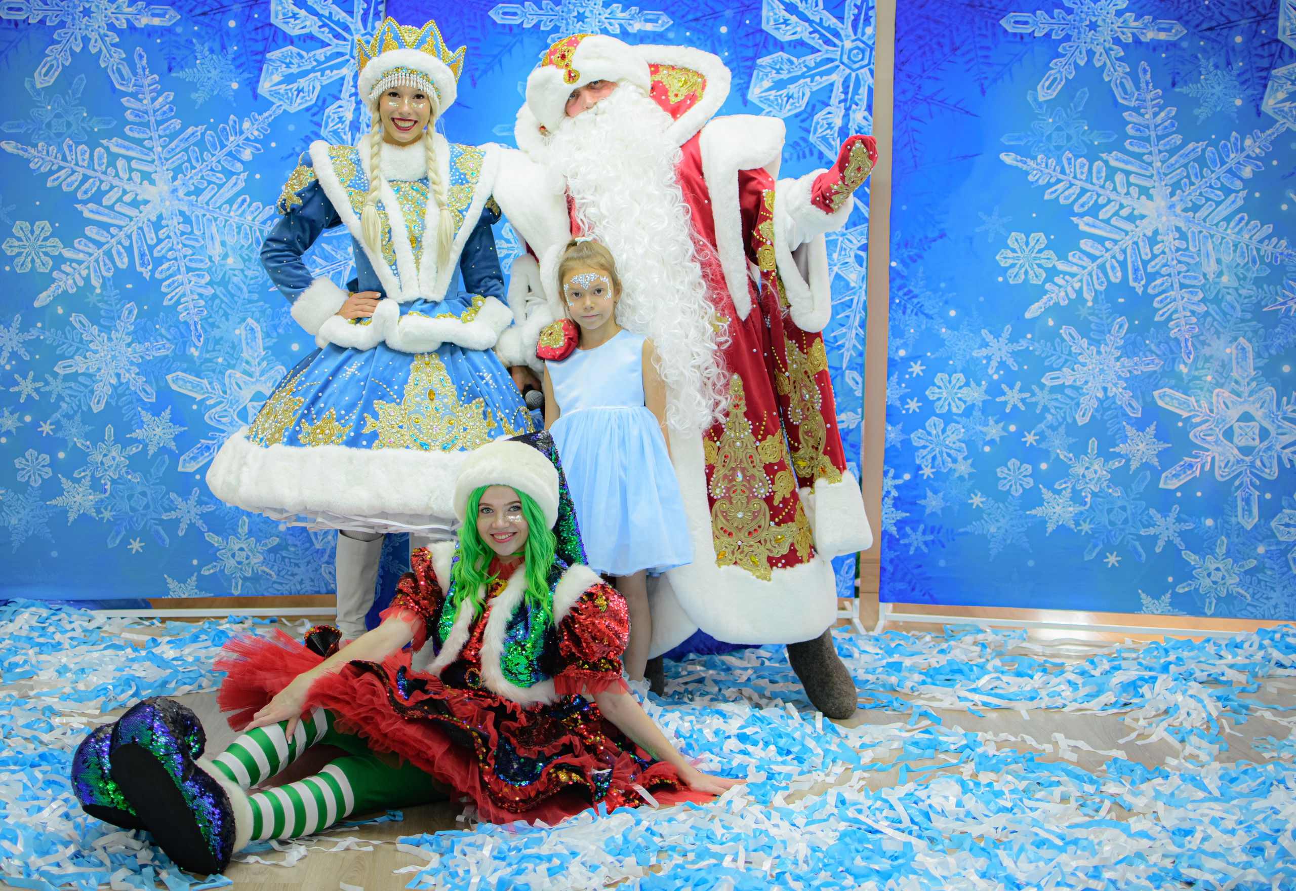 HAPPY NEW YEAR. Photokarish