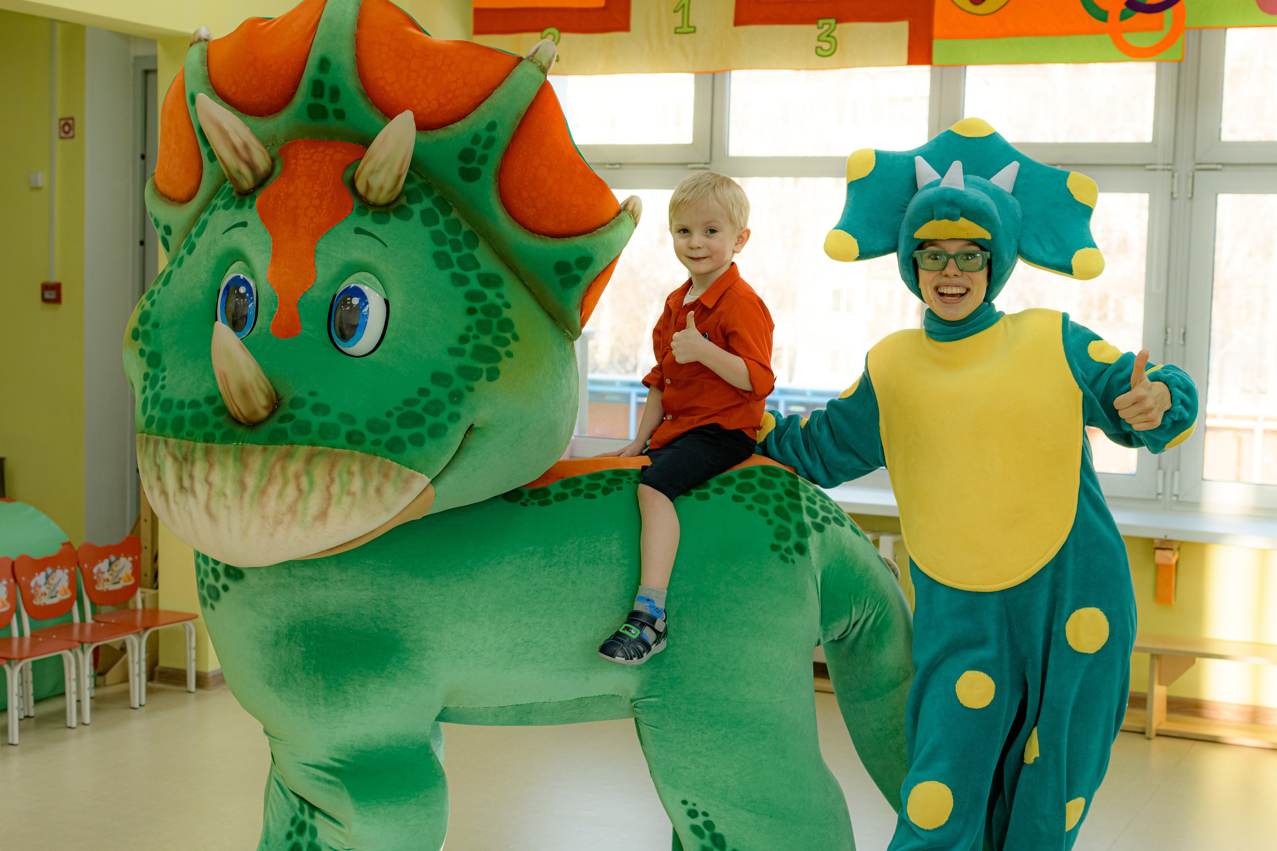 ЭМИЛЬ/HAPPY BIRTHDAY. Photokarish