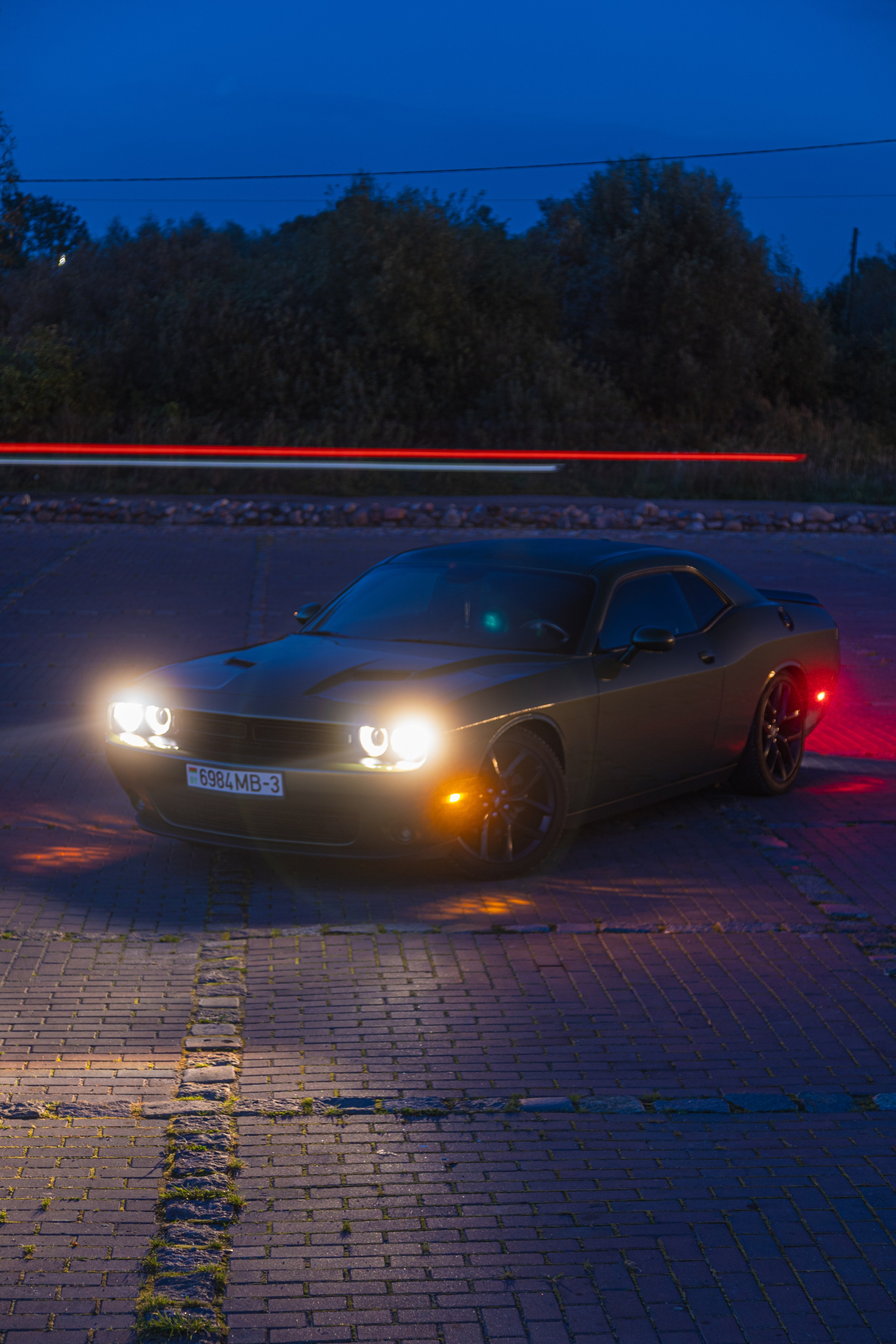 Partner Rent — Dodge Challenger. — Digital Noise —