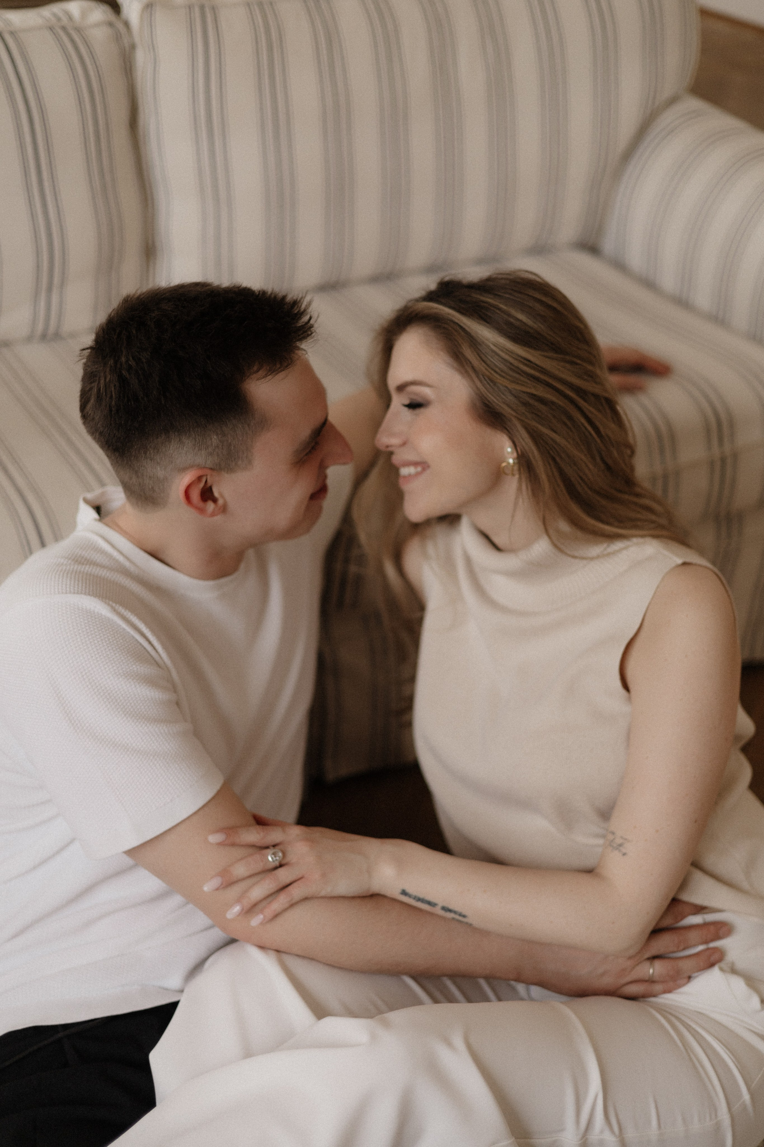 Беременная фотосессия в студии. Свадебный и портретный фотограф в Москве Анастасия Масюк