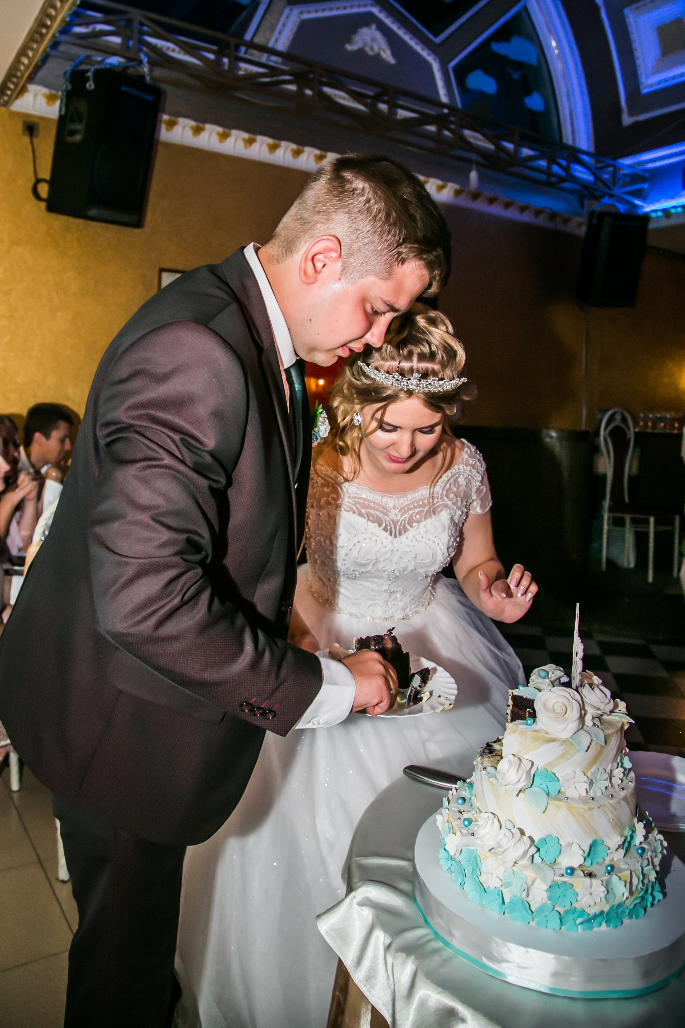 Свадебная фотосессия в Тольятти. Свадебный фотограф, видеограф в Самаре, Самарской области. Видеосъемка