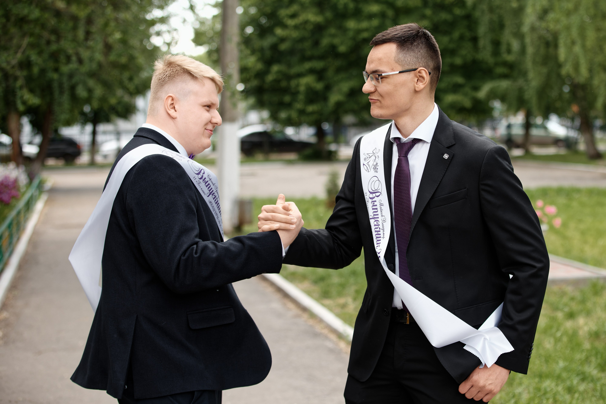 Последний звонок Школа № 42. Семейный фотограф — Макс Белогрудов