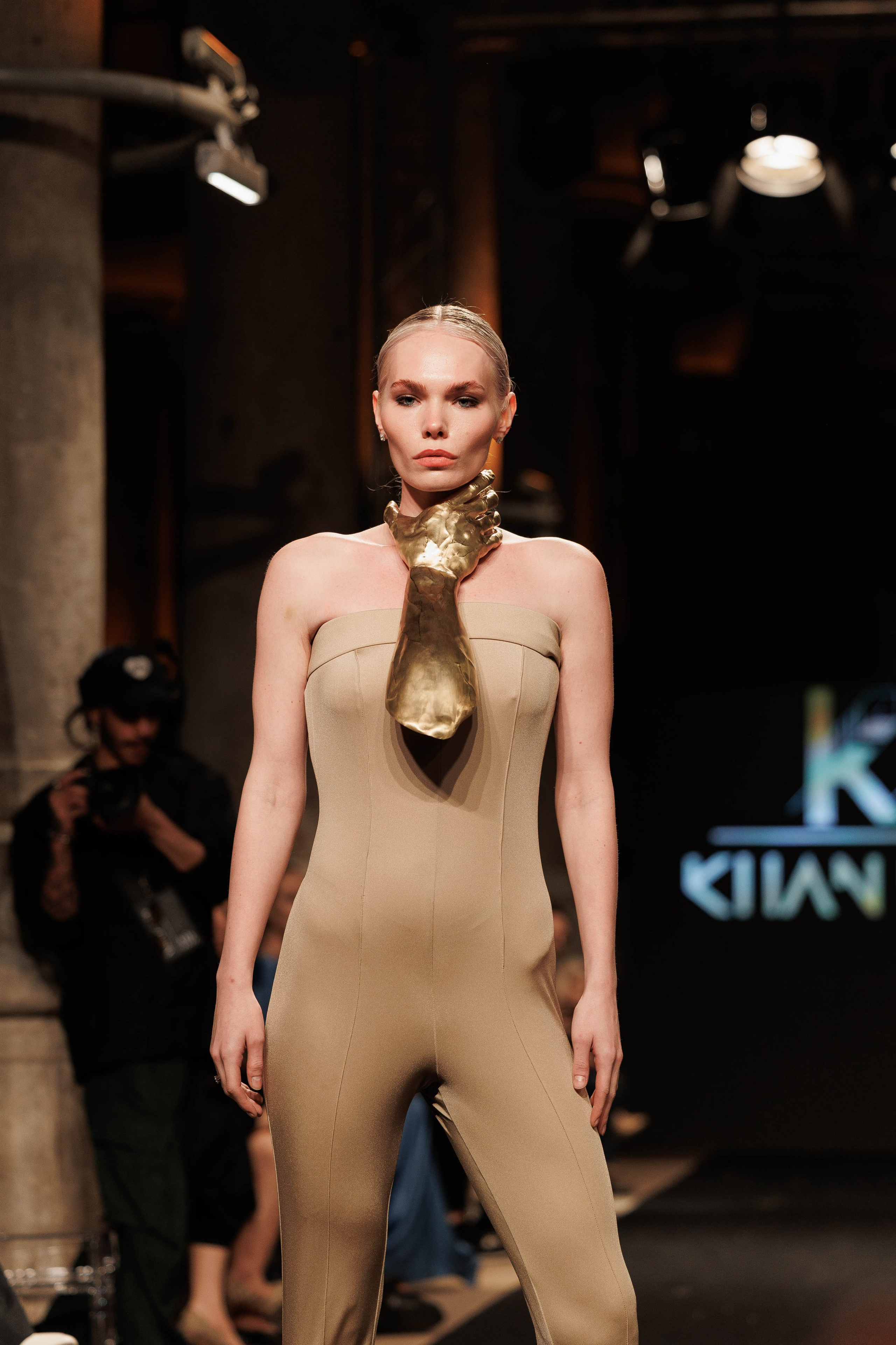 IFB-показ. About