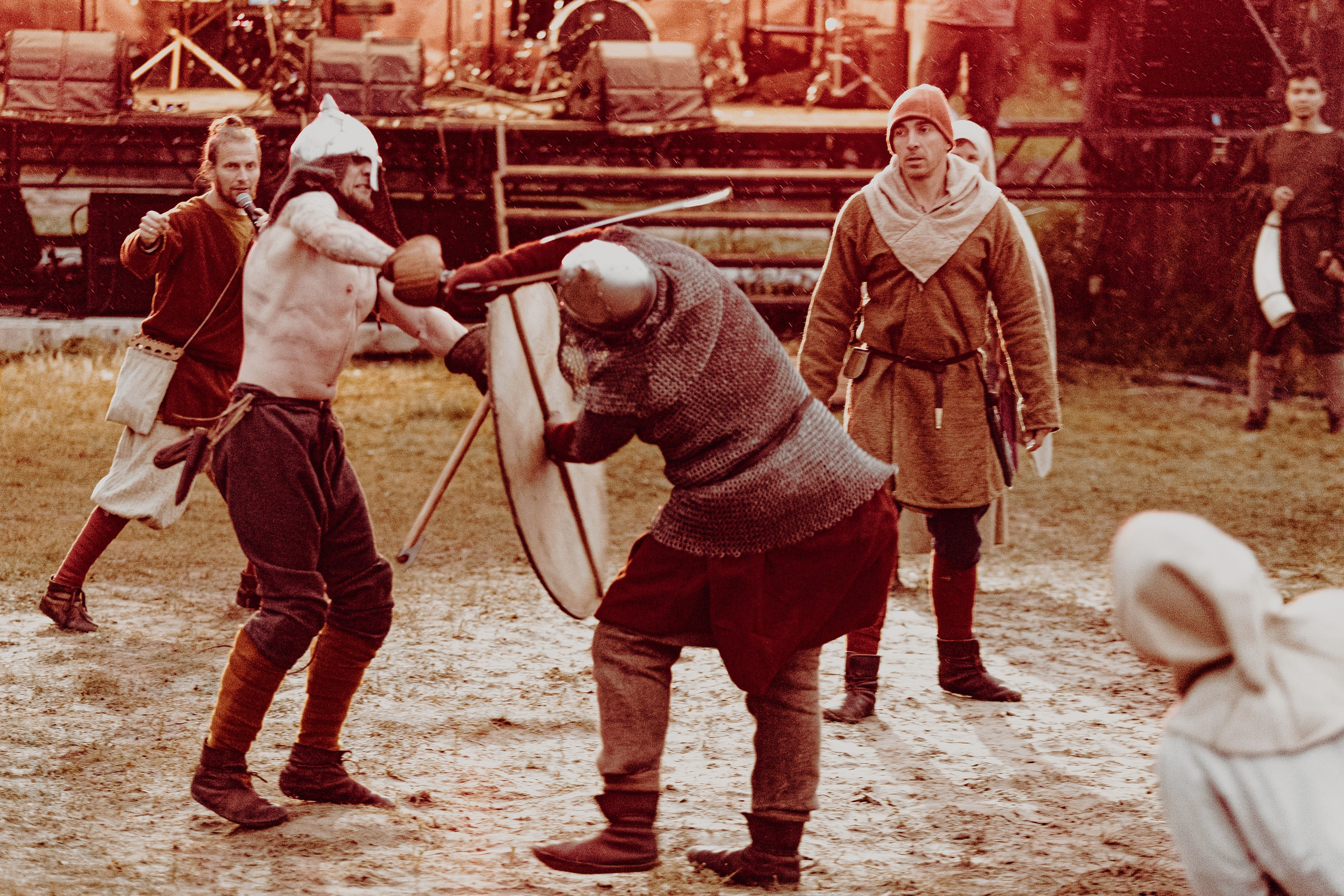 Фестиваль «Абалакское поле» XVI. Арт-фотограф Крис Л. в Тобольске: портрет, семейные, свадьбы