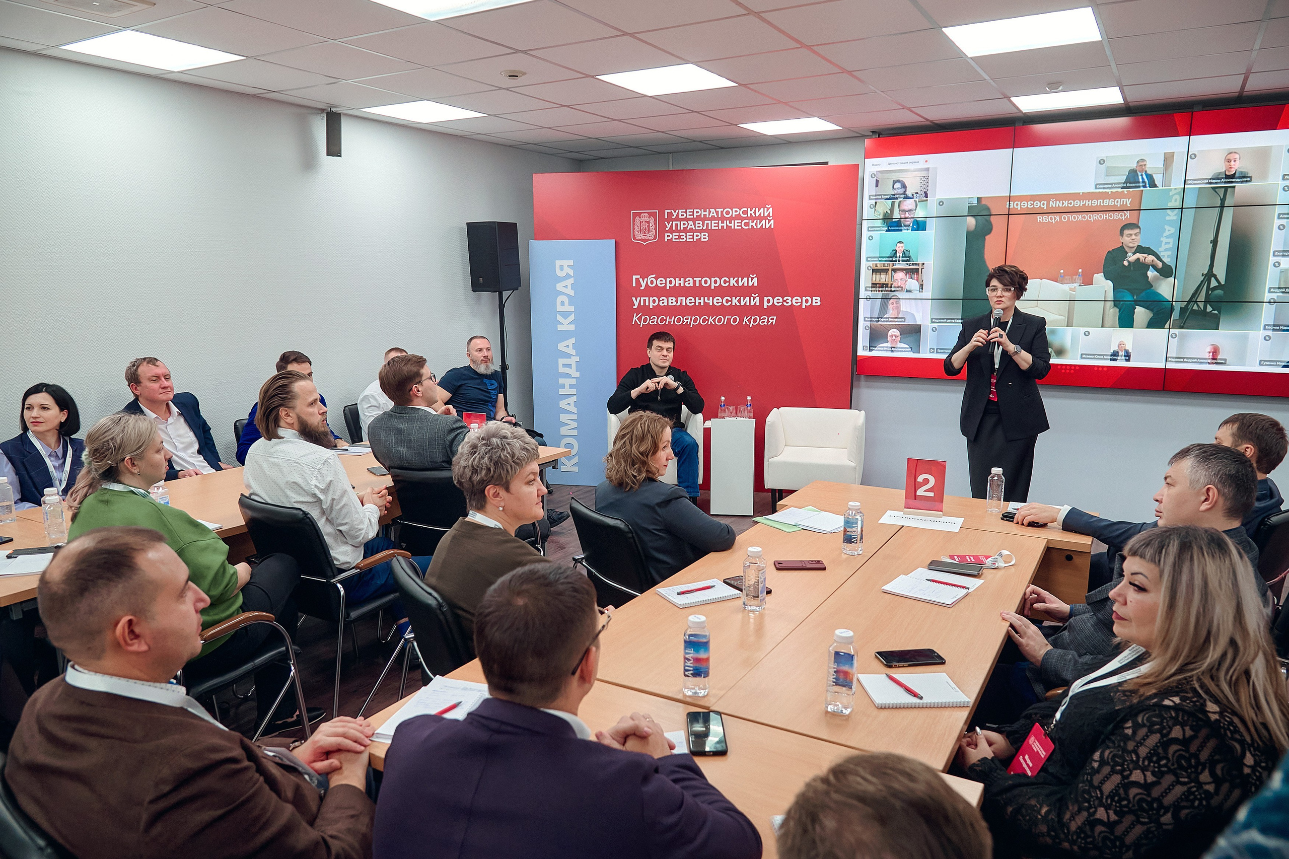 Встреча губернатора Красноярского края Котюкова Михаила Михайловича. Фотограф Яковлев Роман — Красноярск