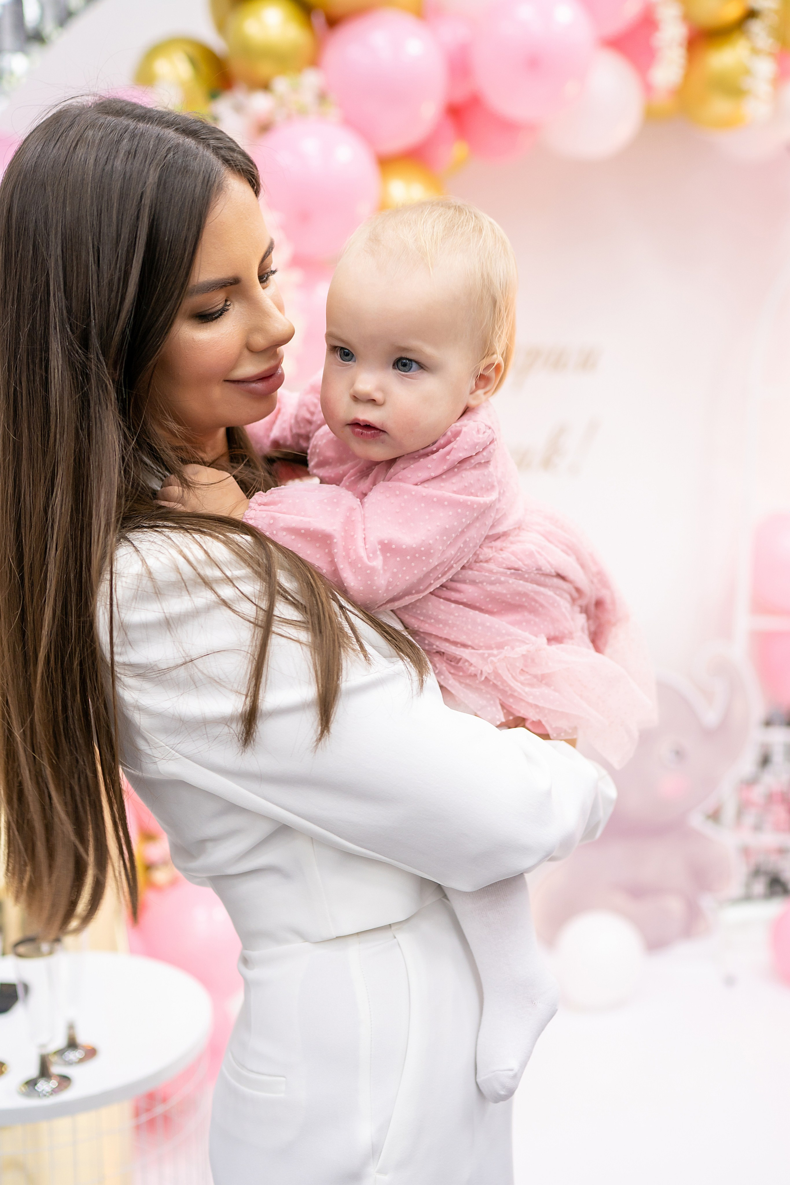 Годик Марии. Фотограф на Крещение и Венчание в Красноярске Рамазанова Юлия
