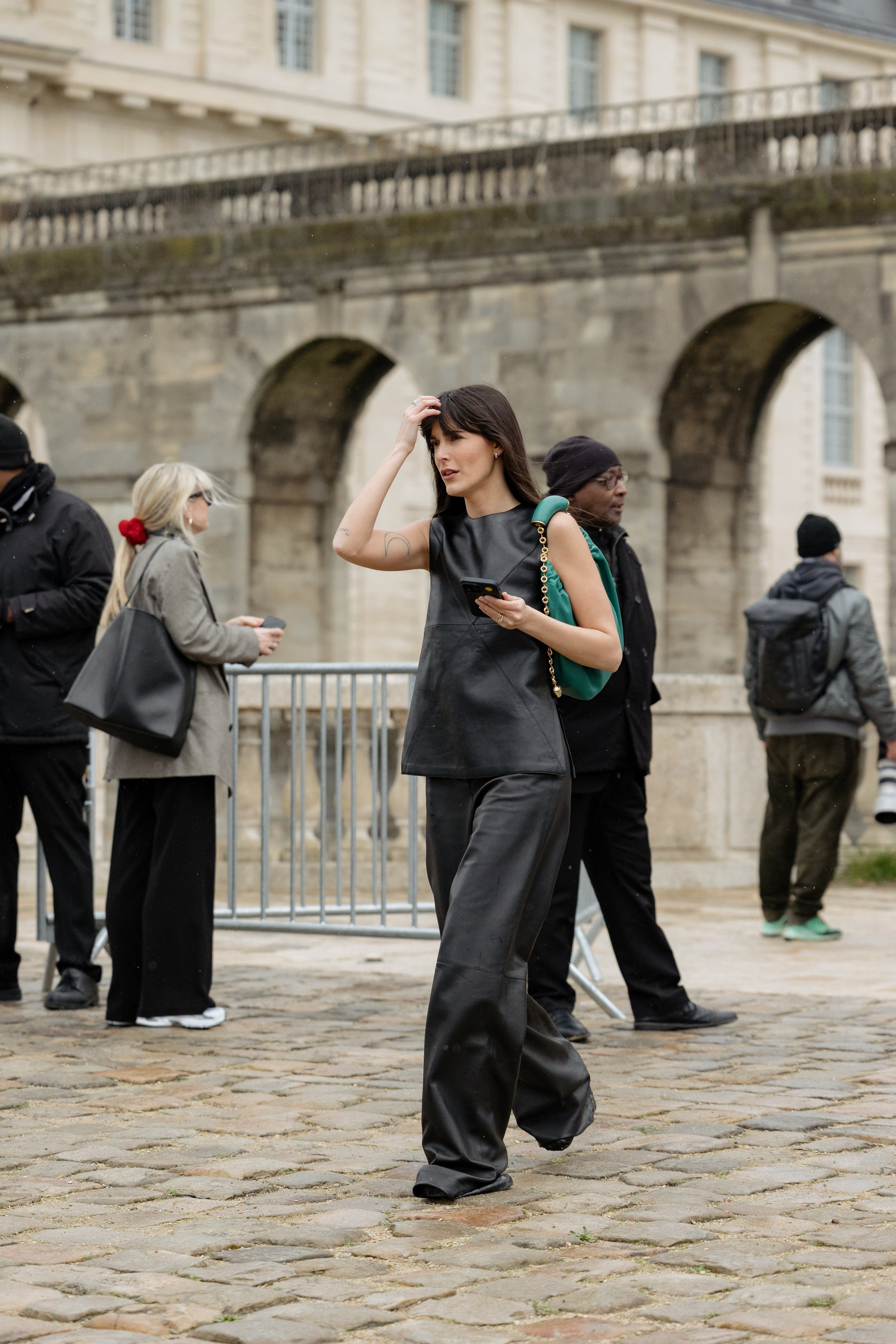 LOEWE PFW WOMENSWEAR FALL-WINTER 24/25. Photographer in Milan Ivan Goncharov