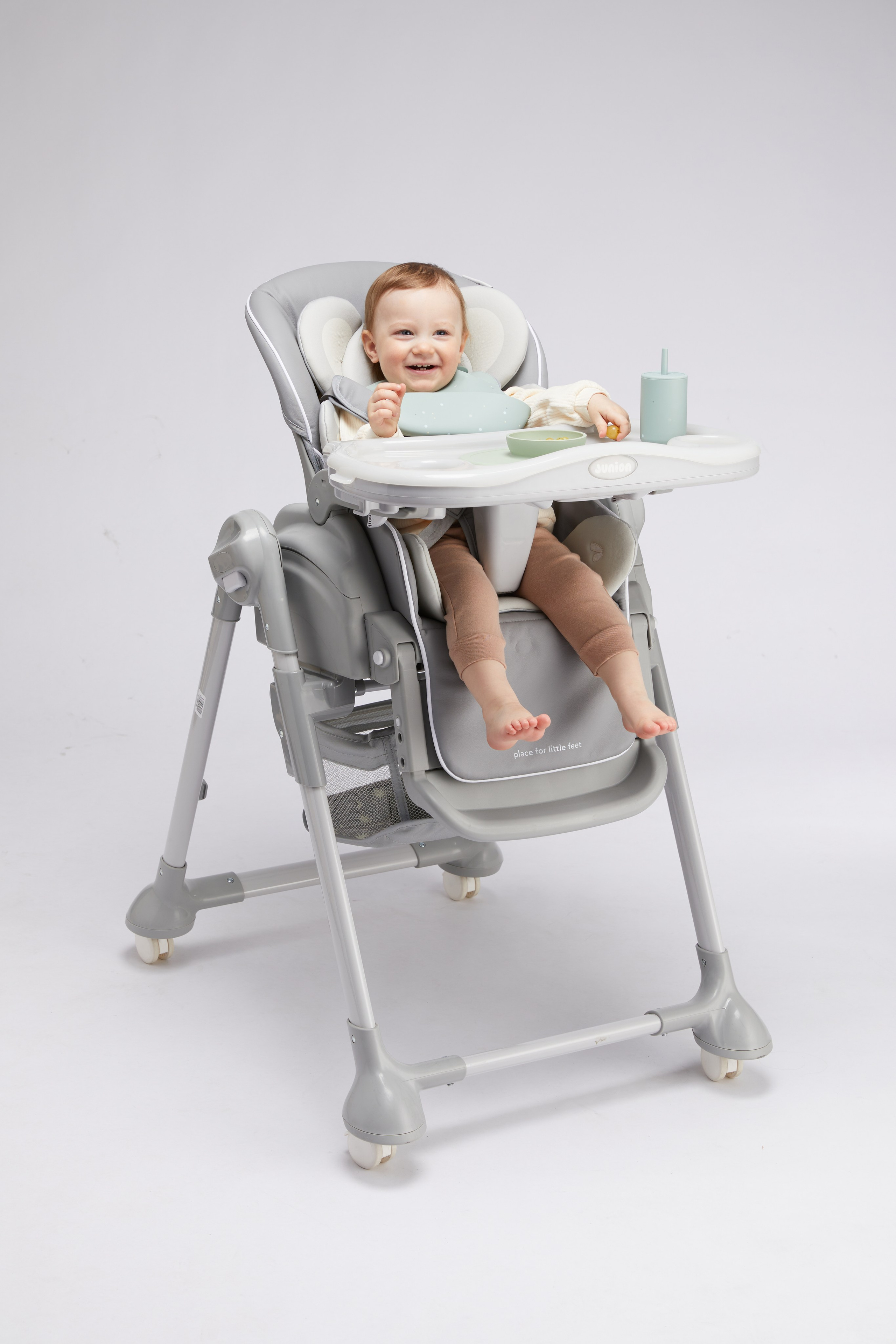Стульчик для кормления Junion. Олег Дмитриев