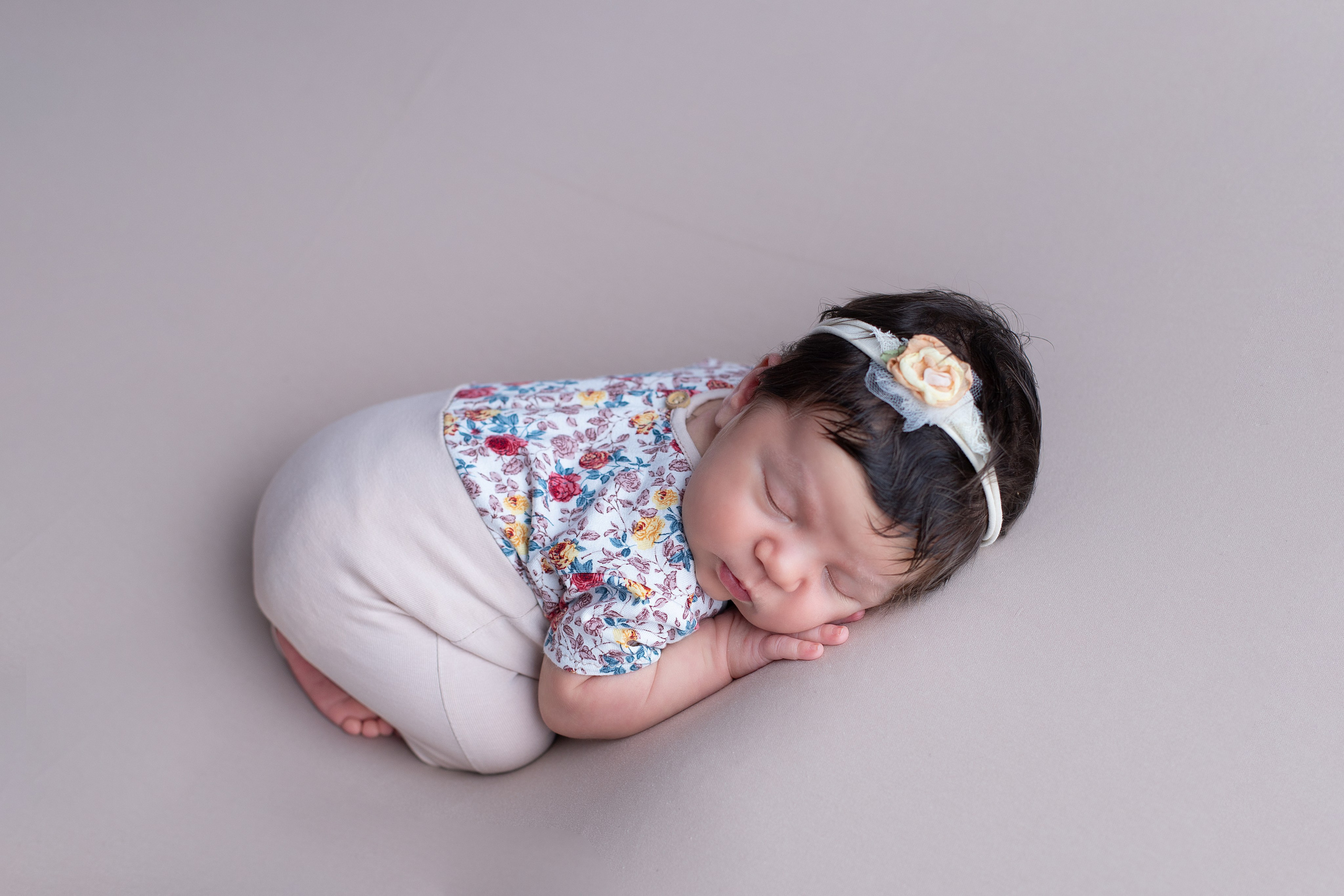 Новорожденные. Фотограф новорожденных в Губкинском Алена Аввакумова